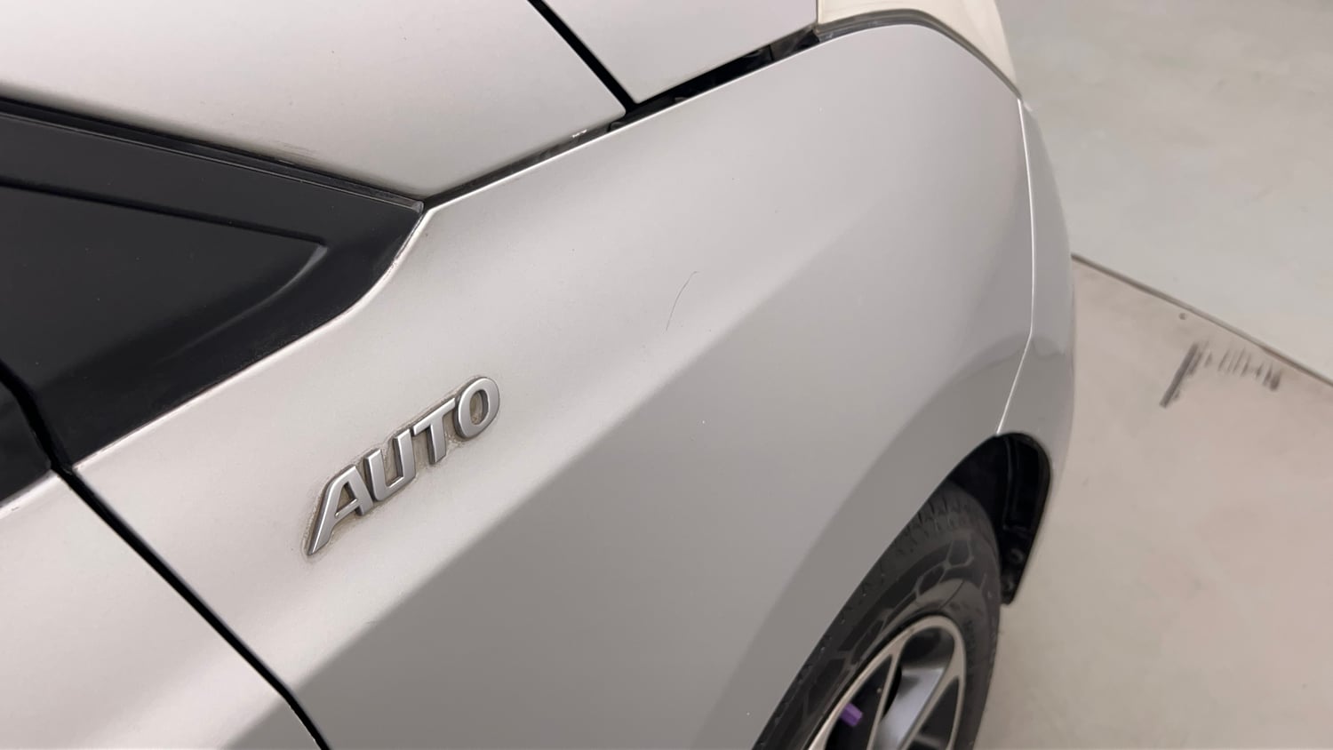 Used 2018 Hyundai Grand i10 Sportz AT 1.2 Kappa VTVT Petrol Automatic dents MINOR SCRATCH