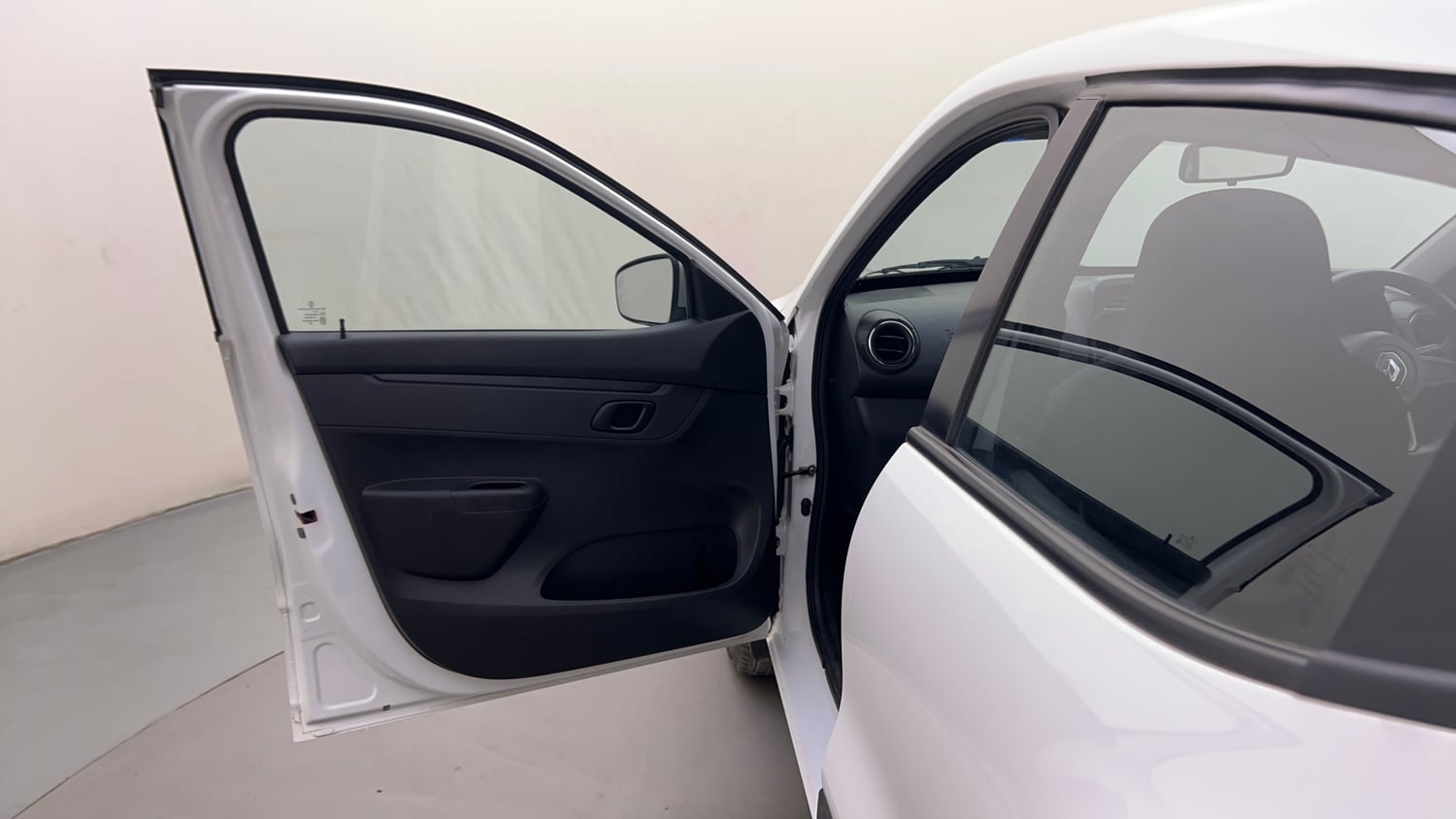 Used 2022 Renault Kwid RXT 1.0 AMT Petrol Automatic interior LEFT FRONT DOOR OPEN VIEW
