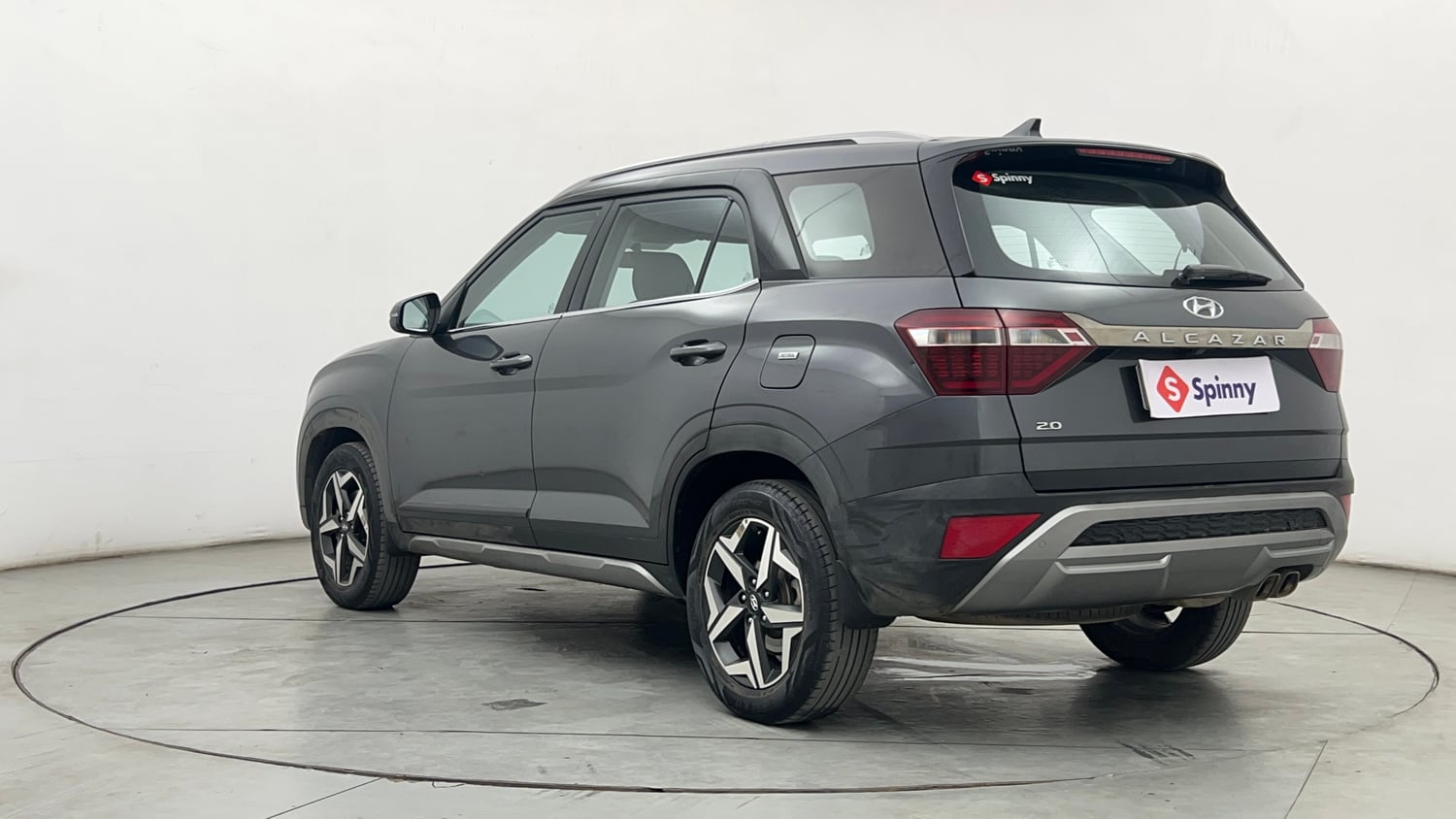 Used 2022 Hyundai Alcazar Prestige 7 STR 2.0 Petrol Petrol Manual exterior LEFT REAR CORNER VIEW