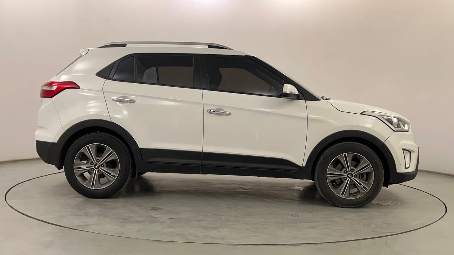 Used 2018 Hyundai Creta SX Plus 1.6 AT CRDI Diesel Automatic exterior RIGHT SIDE VIEW