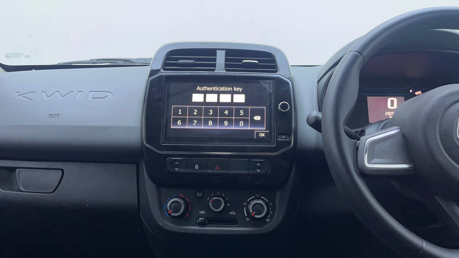 Used 2021 Renault Kwid RXT 1.0 Opt Petrol Manual interior MUSIC SYSTEM & AC CONTROL VIEW