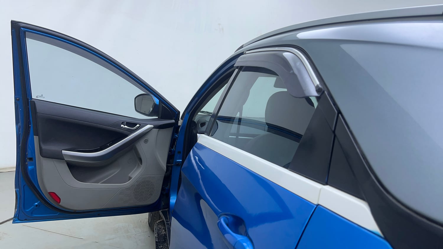 Used 2018 Tata Nexon XZA Plus Diesel Diesel Automatic interior LEFT FRONT DOOR OPEN VIEW