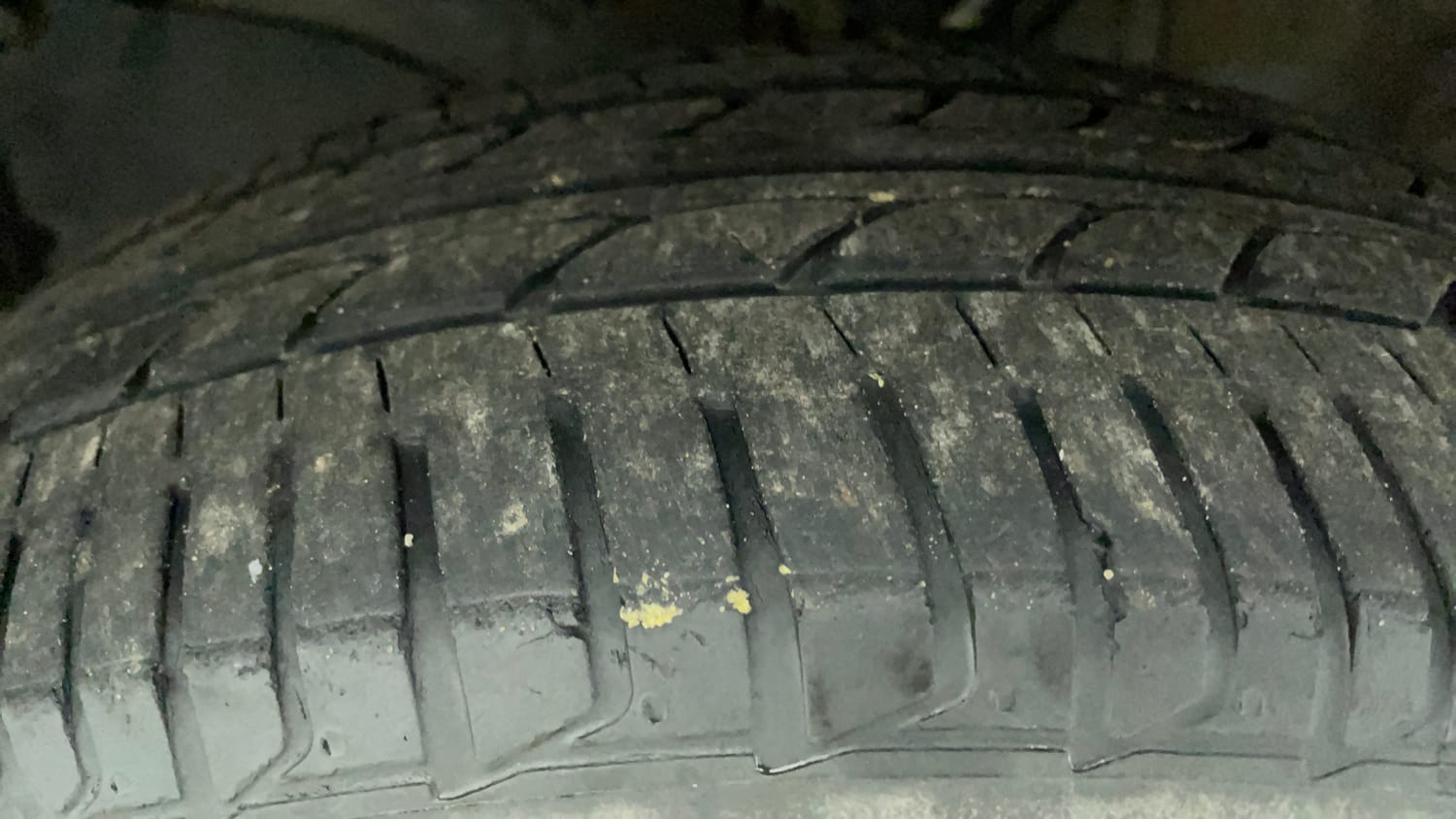 Used 2022 Honda City 4th Generation V Petrol Petrol Manual tyres LEFT FRONT TYRE TREAD VIEW