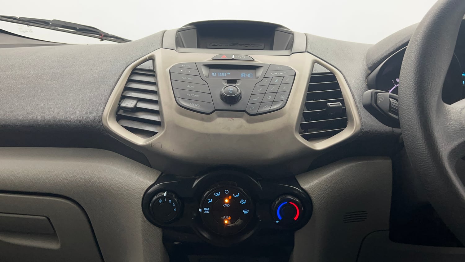 Used 2017 Ford EcoSport Ambiente 1.5L Ti-VCT Petrol Manual top_features Integrated (in-dash) music system