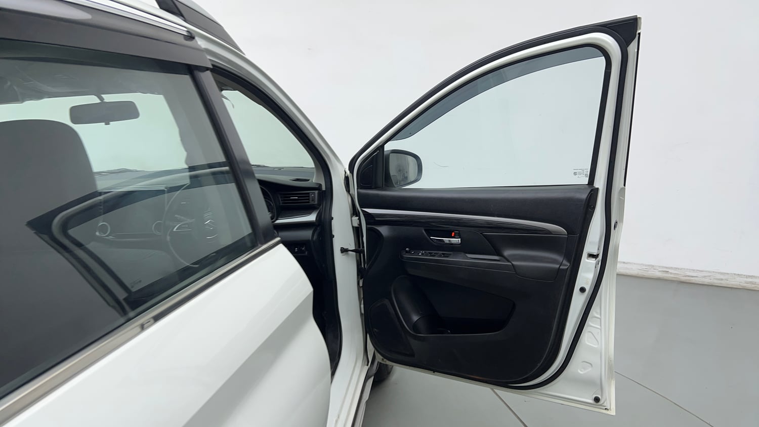 Used 2024 Maruti Suzuki XL6 Zeta MT CNG Cng Manual interior RIGHT FRONT DOOR OPEN VIEW