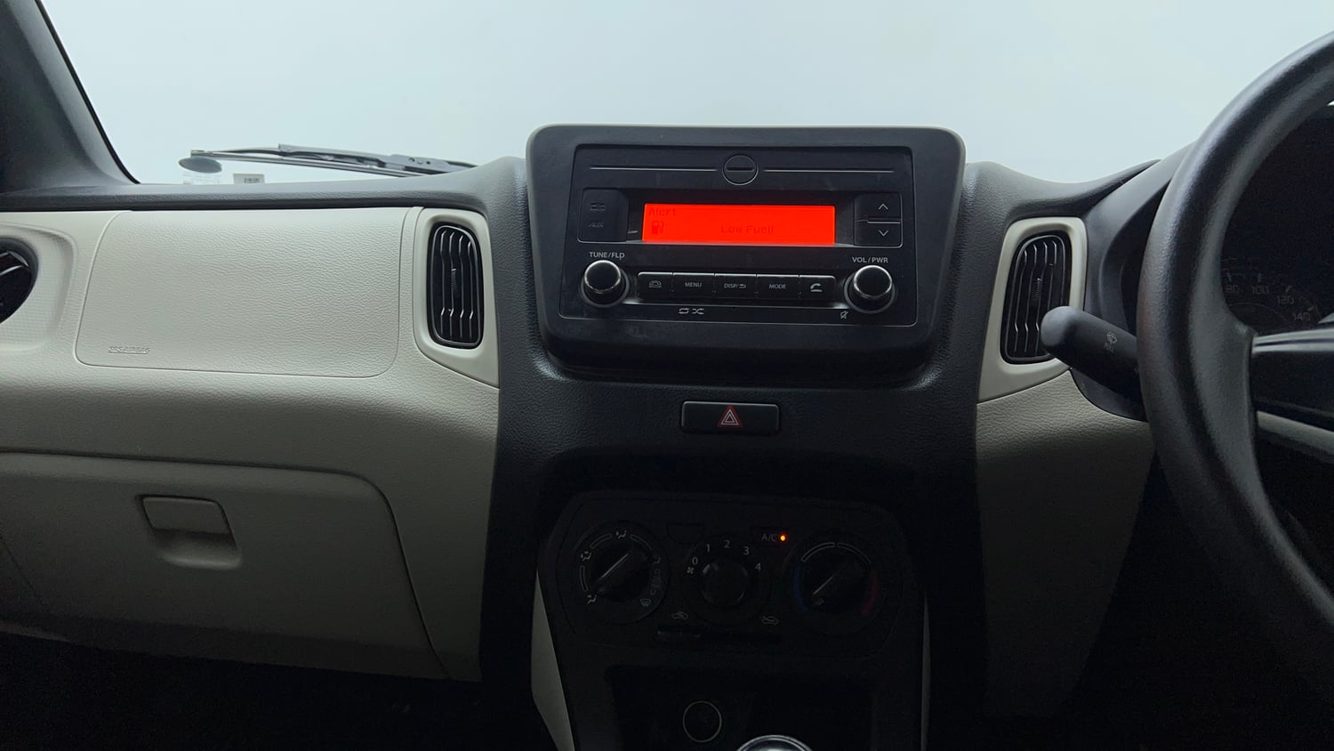 Used 2022 Maruti Suzuki Wagon R VXI 1.0 CNG Cng Manual interior MUSIC SYSTEM & AC CONTROL VIEW