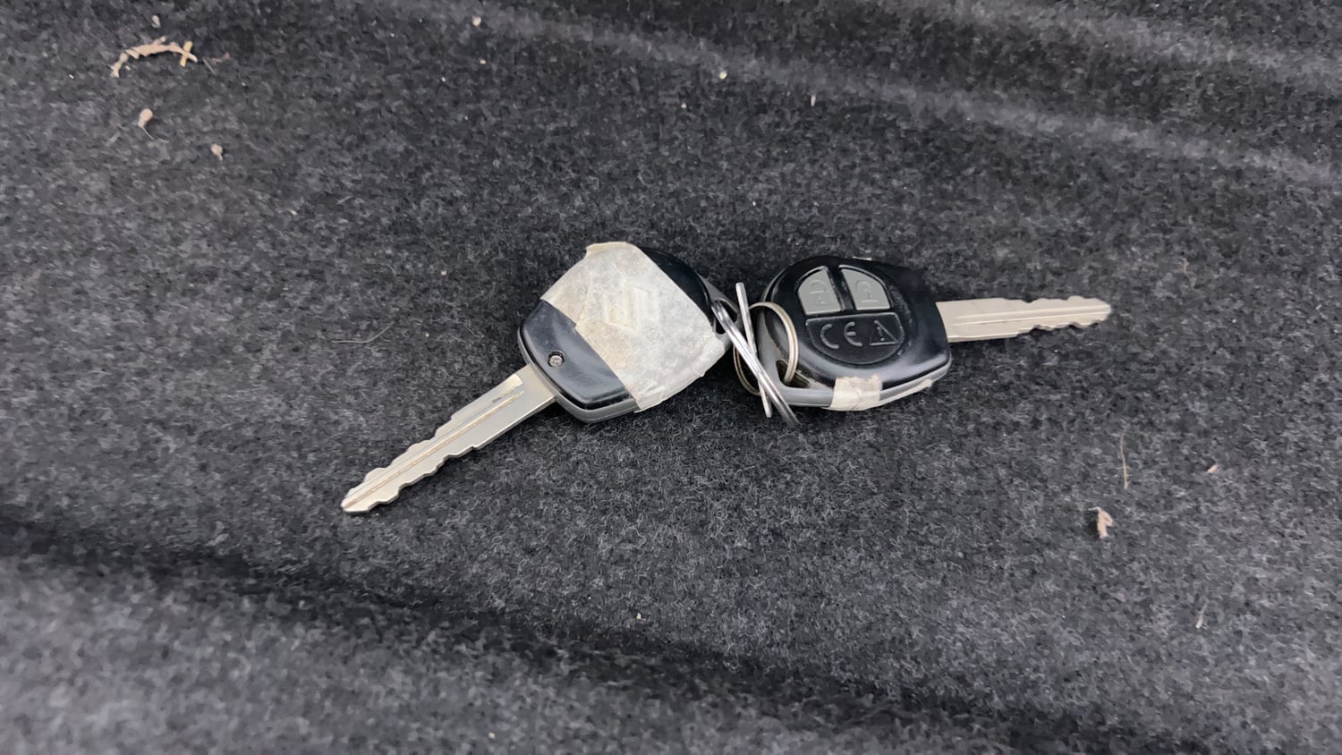 Used 2023 Maruti Suzuki Swift VXi Petrol Manual extra CAR KEY VIEW
