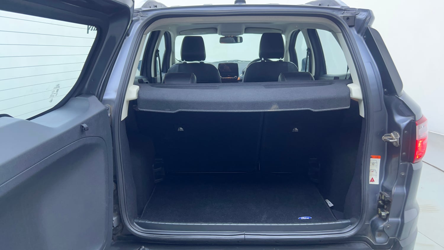 Used 2020 Ford EcoSport S MT 1.5 Ti-VCT Petrol Manual interior DICKY INSIDE VIEW