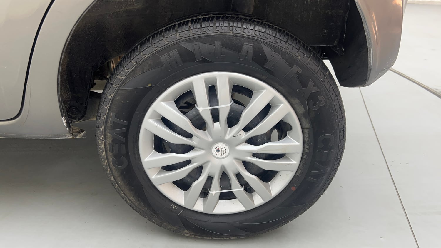 Used 2018 Datsun Redi-GO T (O) Petrol Manual tyres LEFT REAR TYRE RIM VIEW