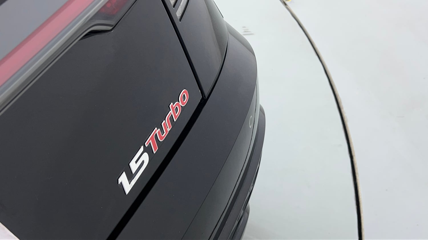Used 2023 Hyundai Verna SX (O) 1.5 Turbo Petrol DCT Petrol Automatic dents MINOR SCRATCH