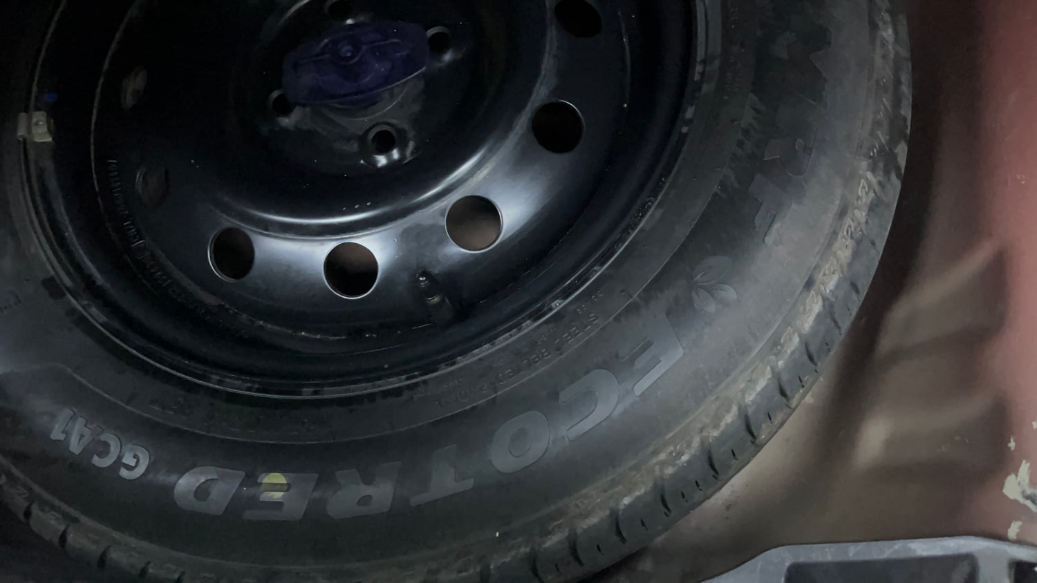 Used 2024 Maruti Suzuki Swift ZXi Plus Dual Tone AMT Petrol Automatic tyres SPARE TYRE VIEW