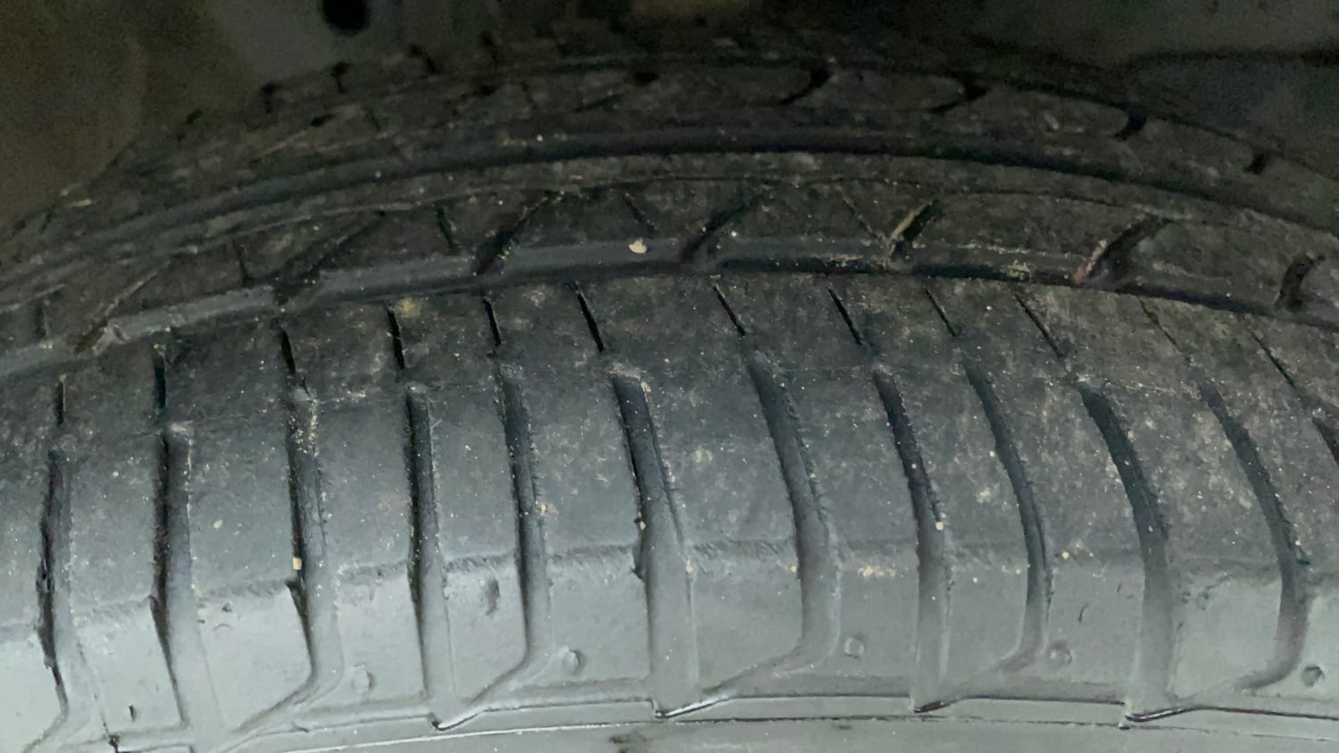 Used 2022 Honda City 4th Generation V Petrol Petrol Manual tyres RIGHT FRONT TYRE TREAD VIEW