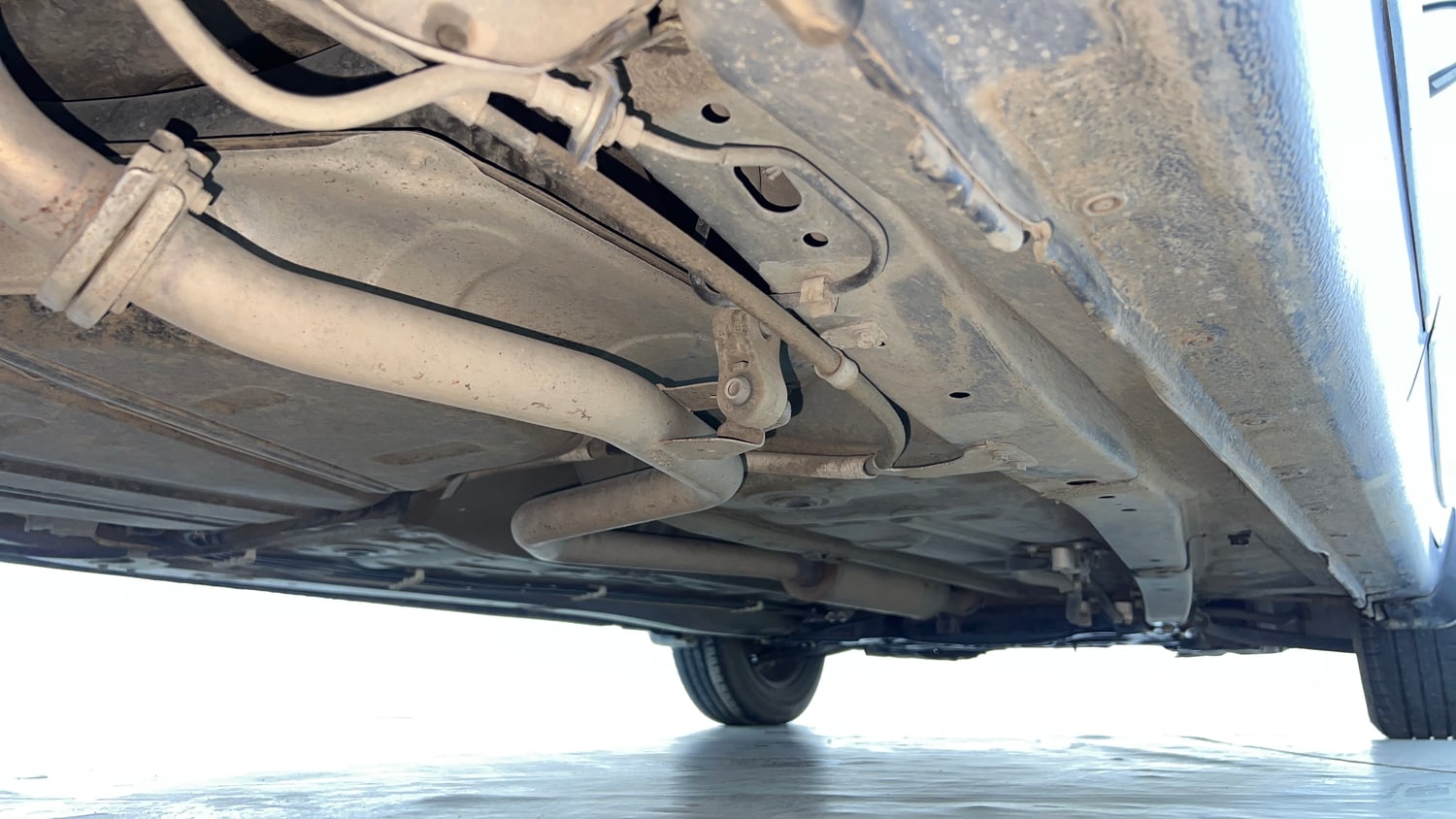 Used 2021 Maruti Suzuki Ertiga VXi CNG Cng Manual extra REAR RIGHT UNDERBODY VIEW