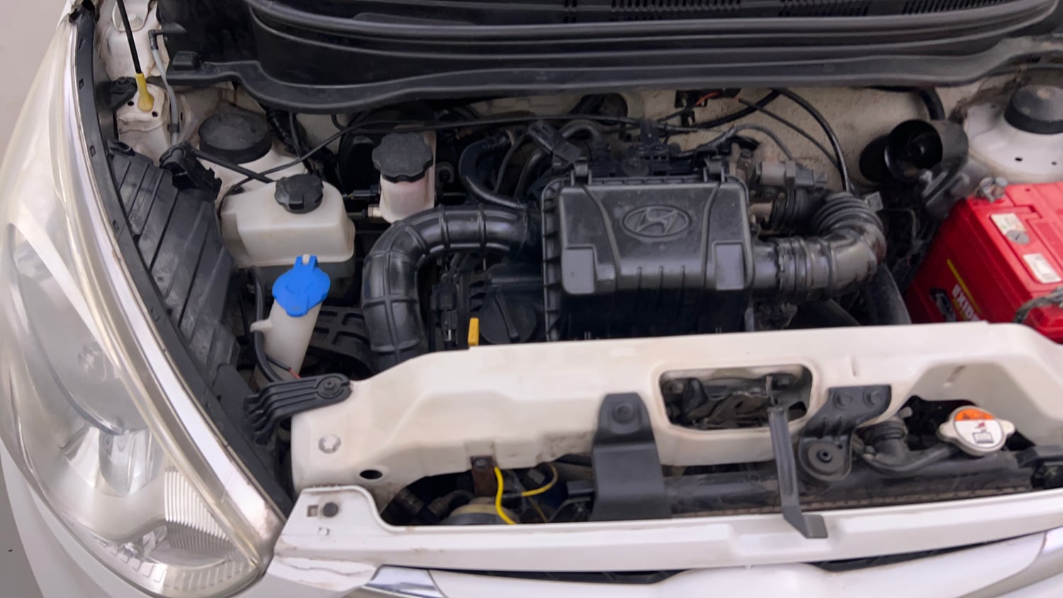 Used 2017 Hyundai Eon Era + Petrol Manual engine ENGINE RIGHT SIDE VIEW