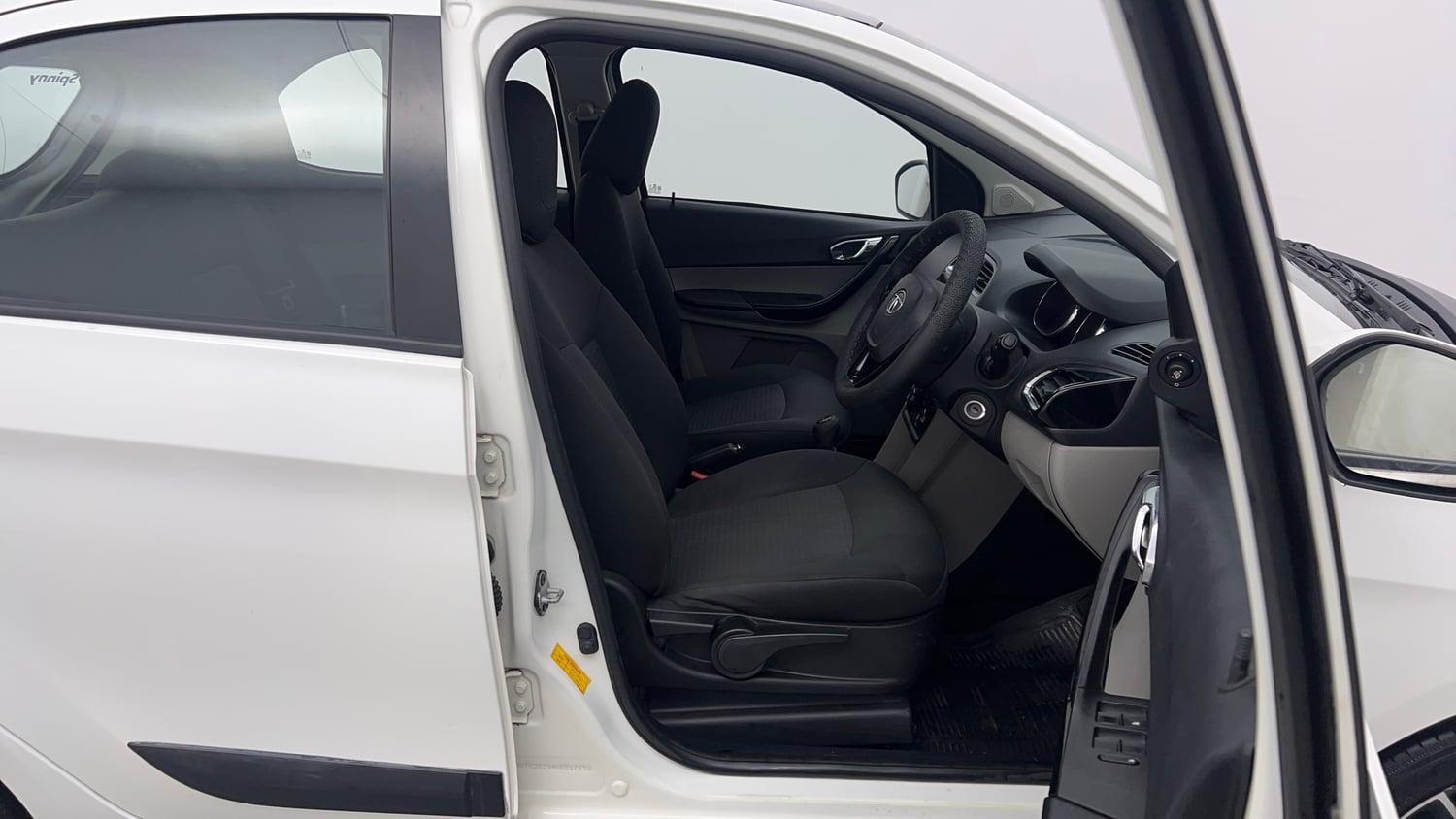 Used 2019 Tata Tiago Revotron XZ Plus Petrol Manual interior RIGHT SIDE FRONT DOOR CABIN VIEW
