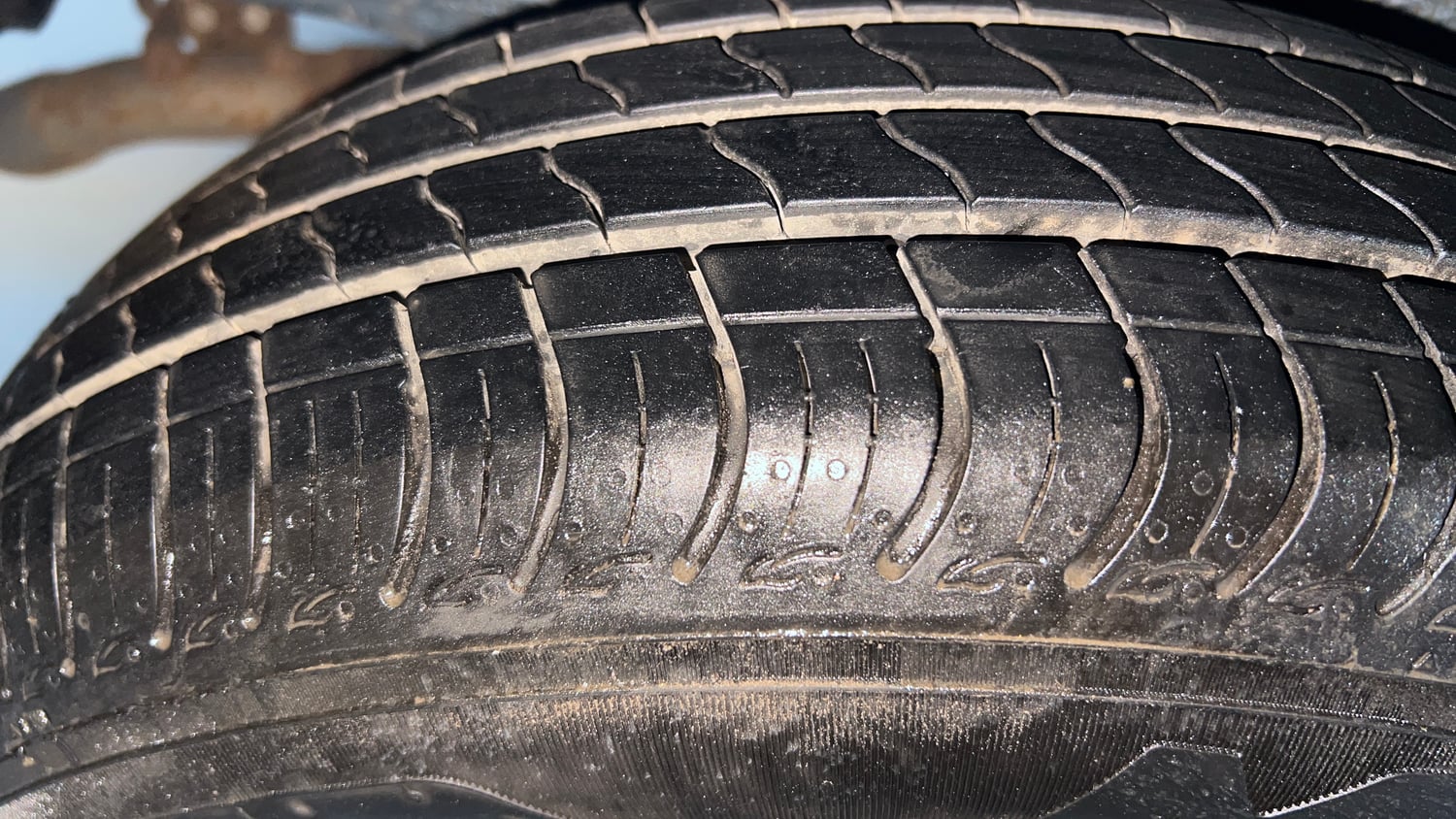 Used 2022 Maruti Suzuki Wagon R VXI 1.0 CNG Cng Manual tyres RIGHT REAR TYRE TREAD VIEW