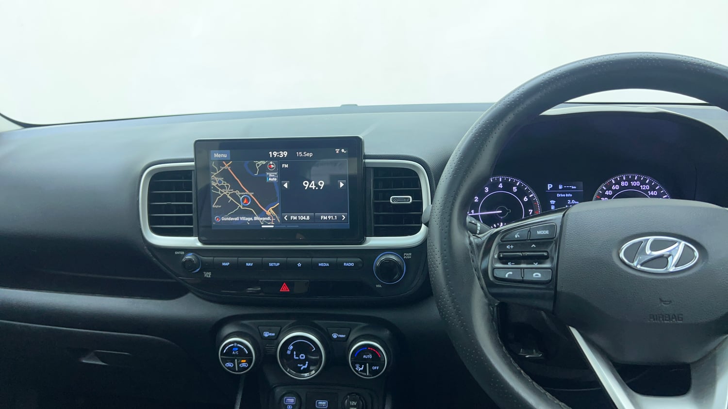 Used 2019 Hyundai Venue SX Plus 1.0 Turbo DCT Petrol Automatic top_features Integrated (in-dash) music system