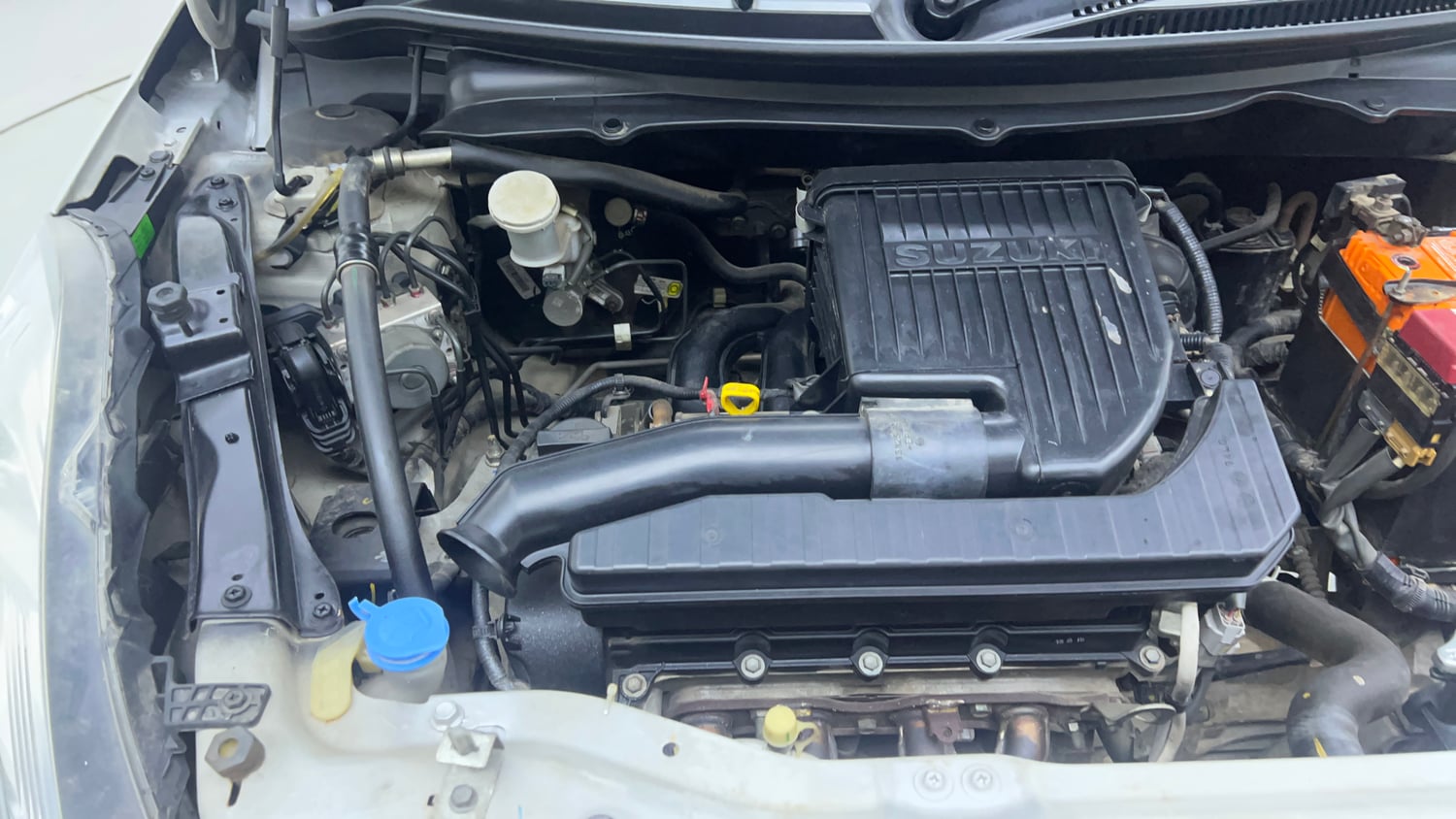 Used 2015 Maruti Suzuki Swift Dzire ZXI Petrol Manual engine ENGINE RIGHT SIDE VIEW