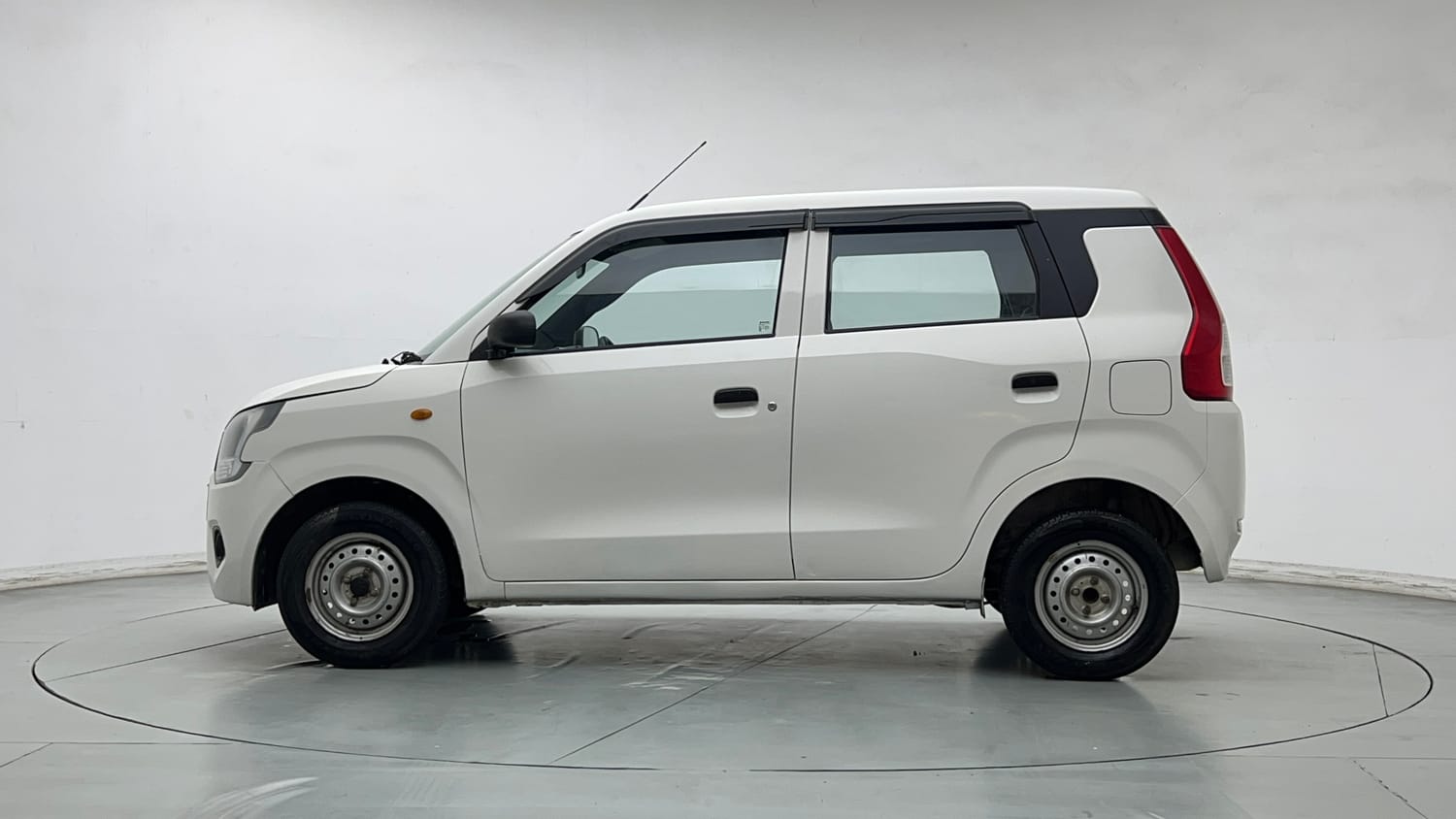Used 2021 Maruti Suzuki Wagon R LXi (O) 1.0 CNG Cng Manual exterior LEFT SIDE VIEW