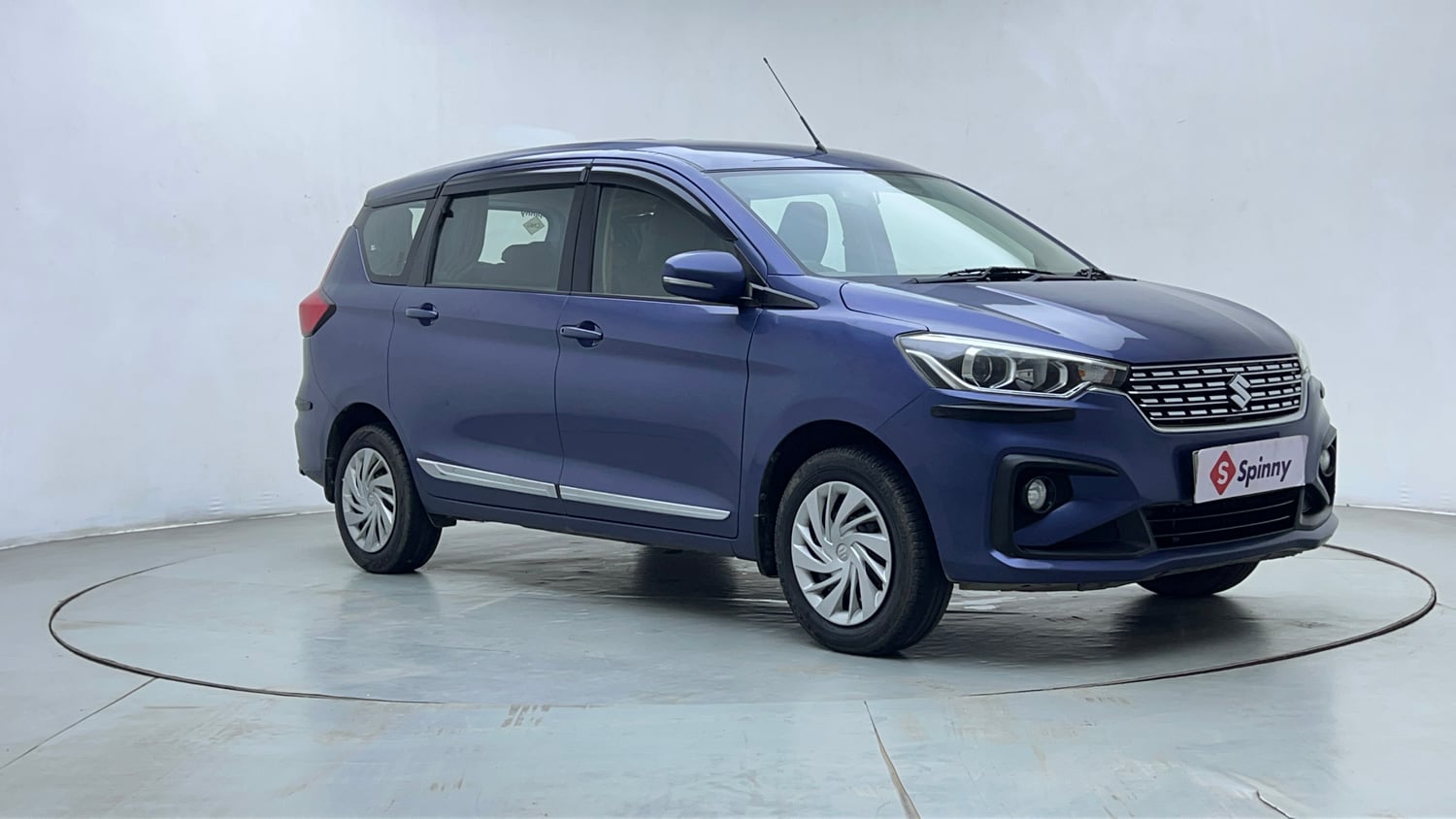 Used 2021 Maruti Suzuki Ertiga VXi CNG Cng Manual exterior RIGHT FRONT CORNER VIEW