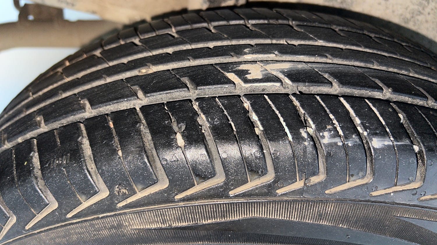 Used 2021 Maruti Suzuki Wagon R LXi (O) 1.0 CNG Cng Manual tyres RIGHT REAR TYRE TREAD VIEW