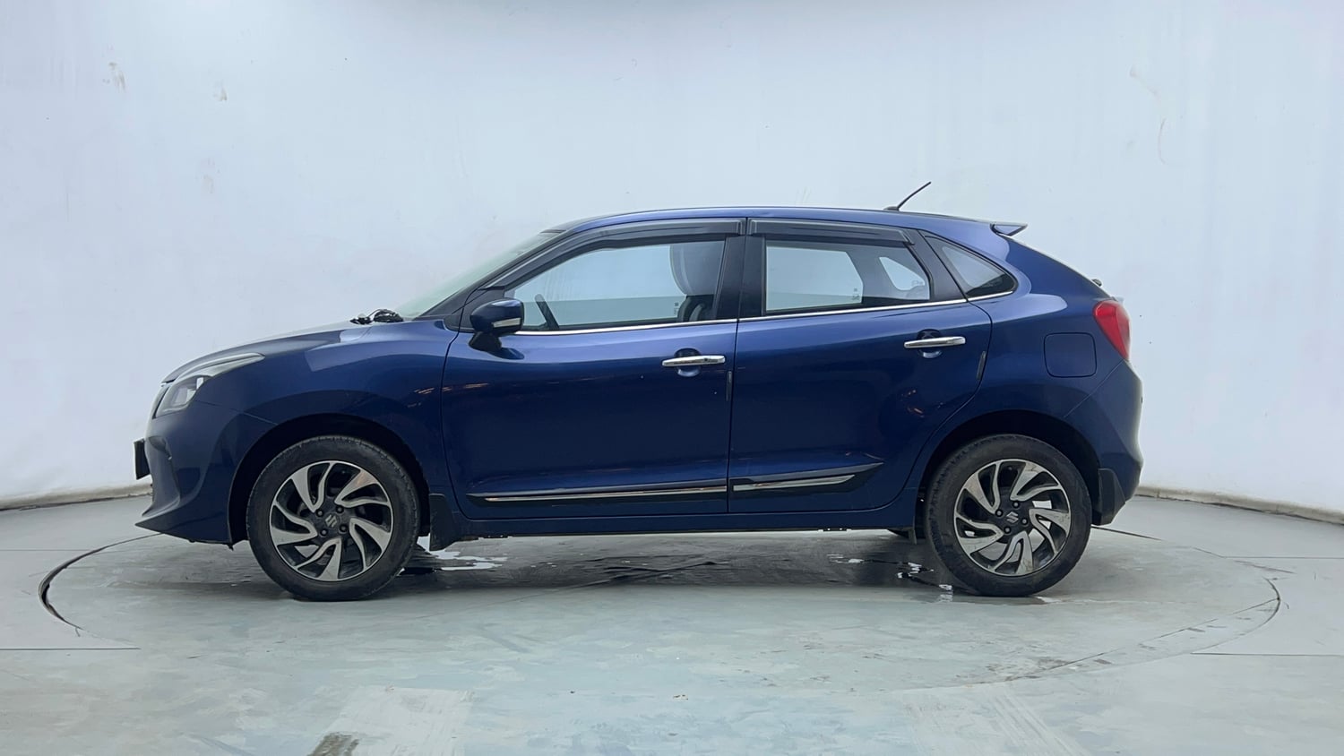 Used 2022 Maruti Suzuki Baleno Zeta Petrol Manual exterior LEFT SIDE VIEW