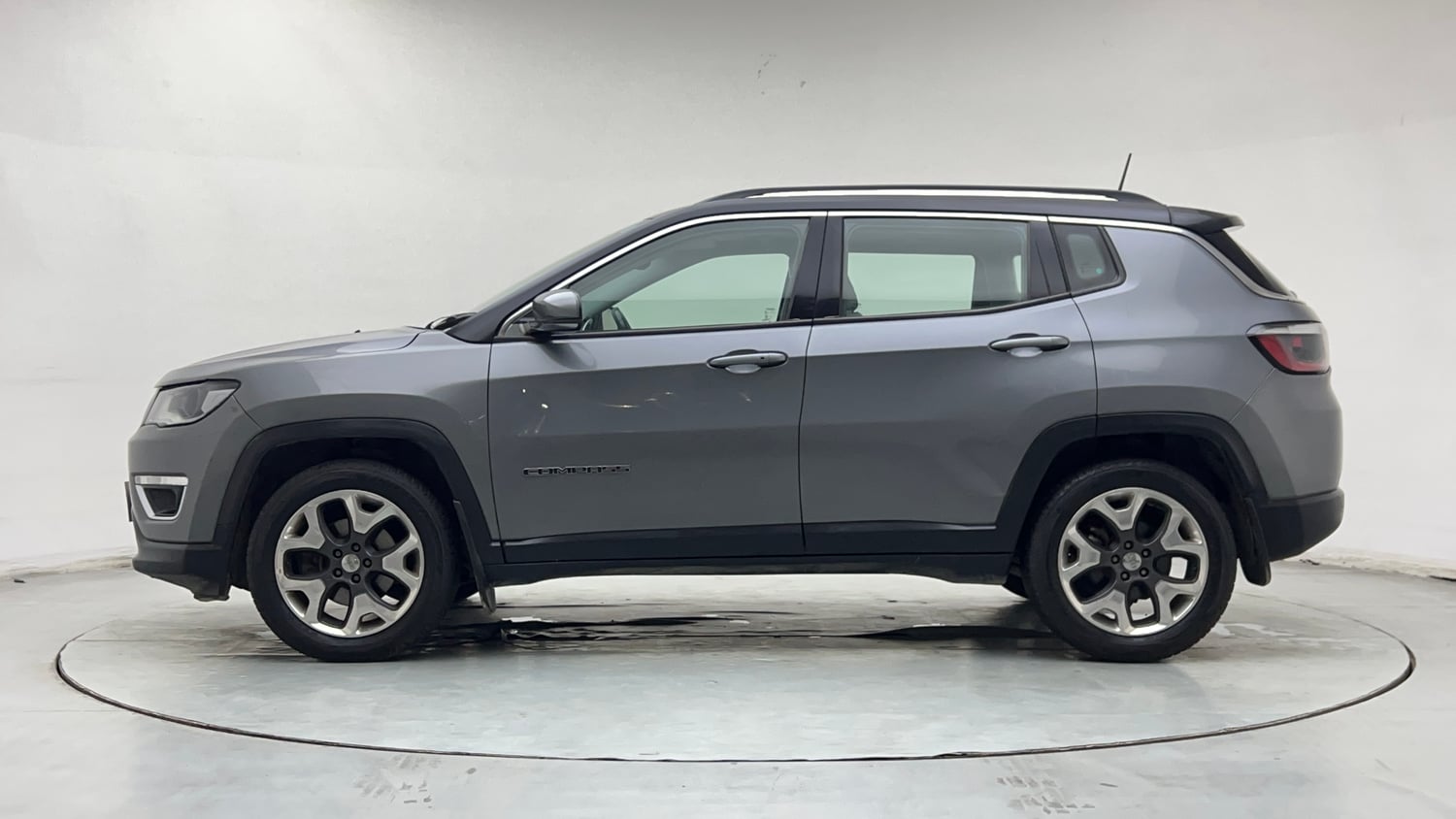 Used 2019 Jeep Compass Limited Plus Petrol AT Petrol Automatic exterior LEFT SIDE VIEW