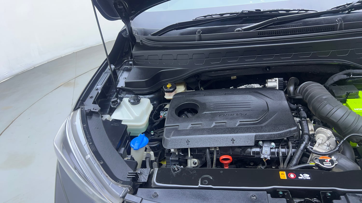 Used 2020 Kia Sonet GTX Plus 1.5 AT Diesel Automatic engine ENGINE RIGHT SIDE VIEW