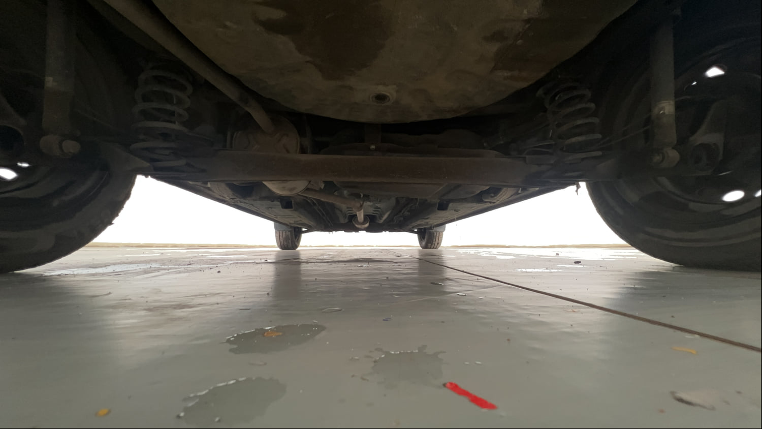 Used 2022 Renault Kwid RXT 1.0 AMT Petrol Automatic extra REAR UNDERBODY VIEW (TAKEN FROM REAR)