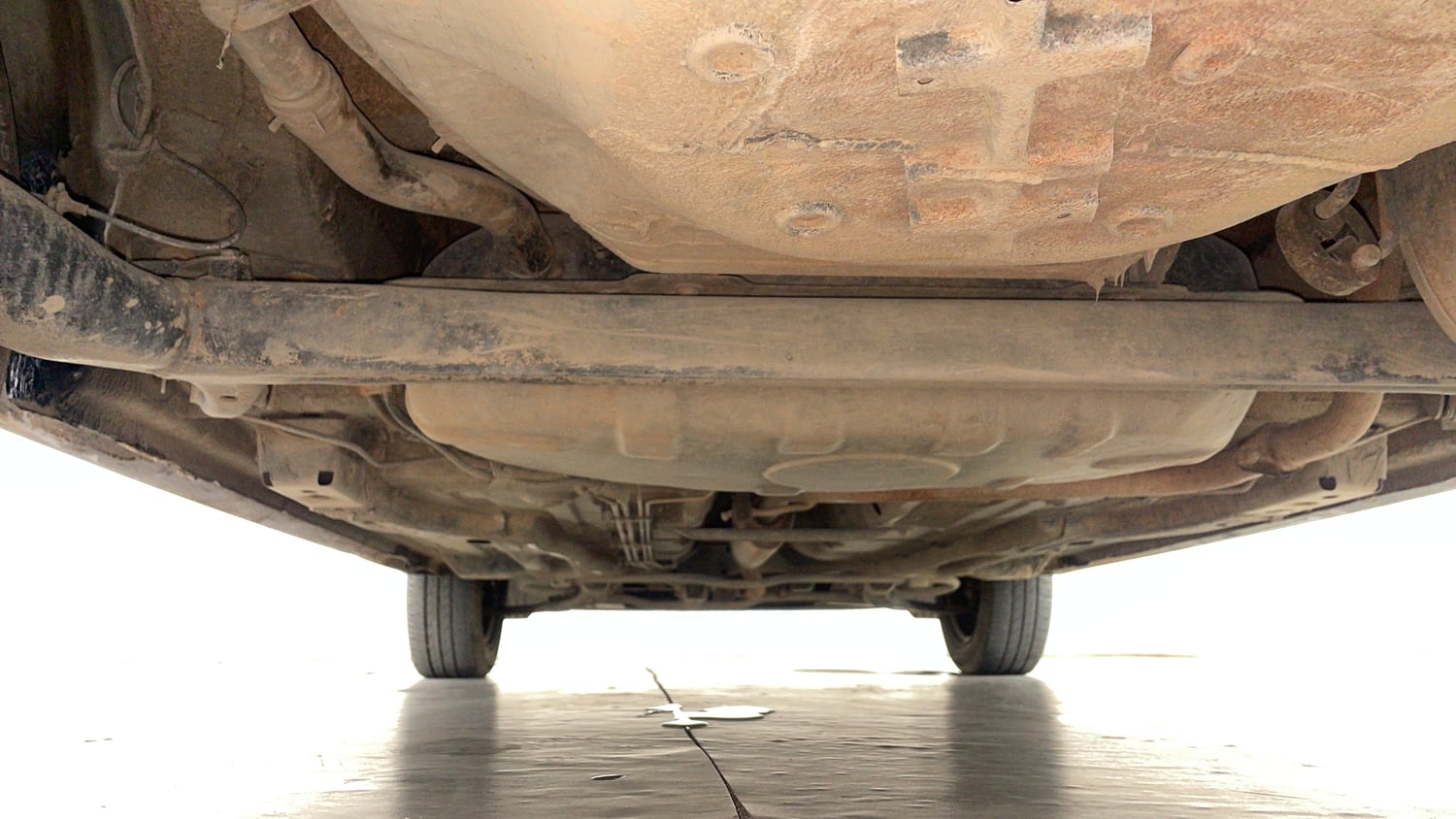 Used 2021 Tata Tiago XT Petrol Manual extra REAR UNDERBODY VIEW (TAKEN FROM REAR)