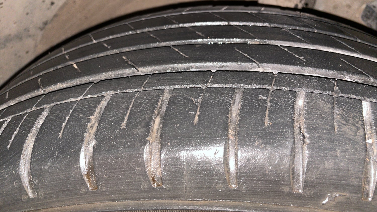 Used 2021 MG Motors Hector Sharp 1.5 Petrol CVT Petrol Automatic tyres RIGHT FRONT TYRE TREAD VIEW