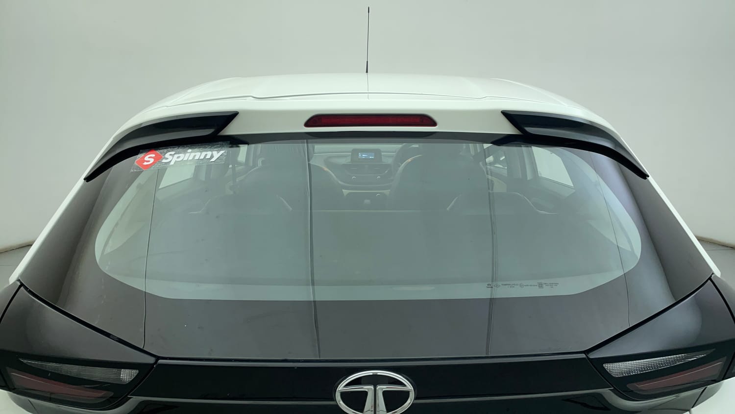 Used 2022 Tata Altroz XE Plus Petrol Petrol Manual exterior BACK WINDSHIELD VIEW