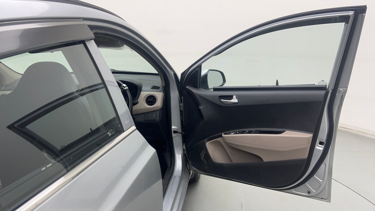 Used 2019 Hyundai Grand i10 Sportz 1.2 Kappa VTVT Petrol Manual interior RIGHT FRONT DOOR OPEN VIEW