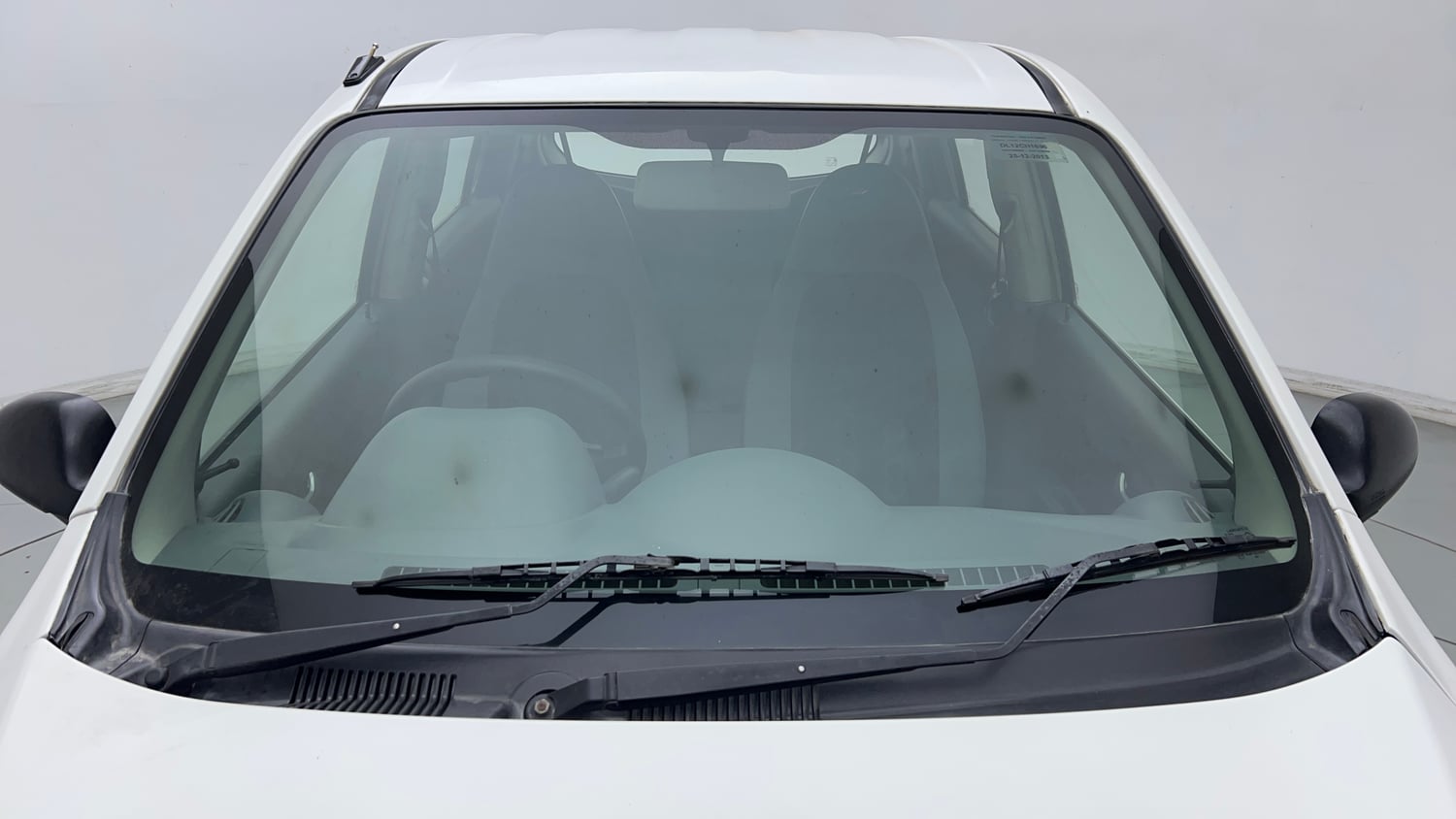 Used 2013 Maruti Suzuki Alto 800 Vxi Petrol Manual exterior FRONT WINDSHIELD VIEW