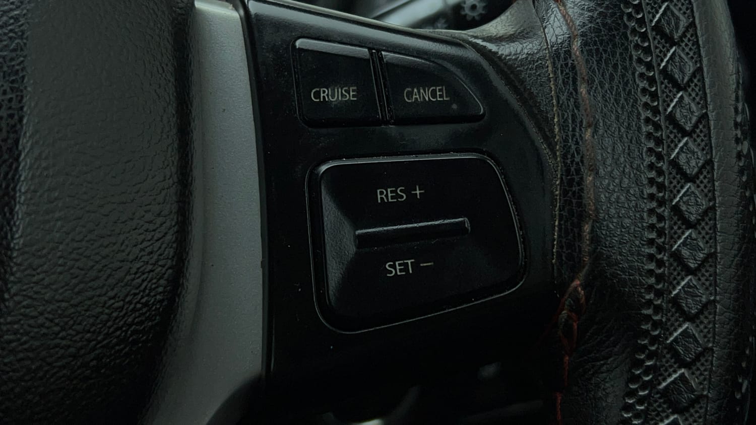 Used 2020 Maruti Suzuki S-Cross Zeta Petrol Manual top_features Cruise control