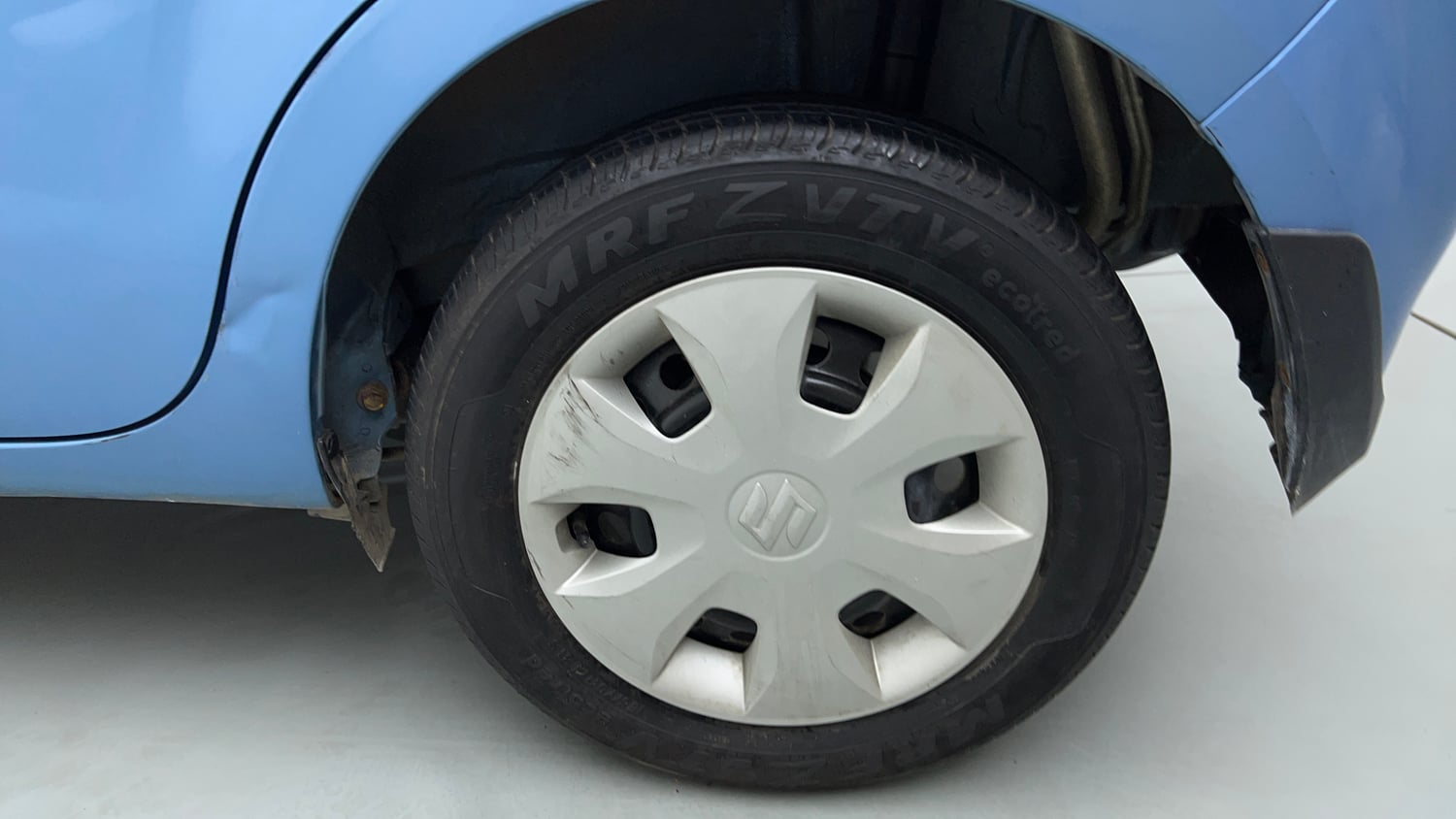 Used 2022 Maruti Suzuki Wagon R VXI 1.0 CNG Cng Manual tyres LEFT REAR TYRE RIM VIEW