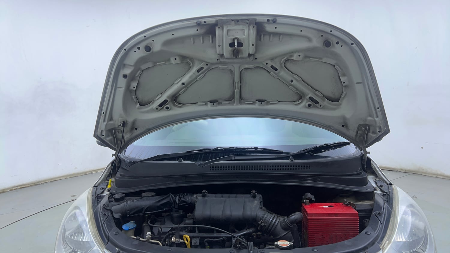 Used 2012 Hyundai i10 Sportz 1.2 Kappa2 Petrol Manual engine ENGINE & BONNET OPEN FRONT VIEW