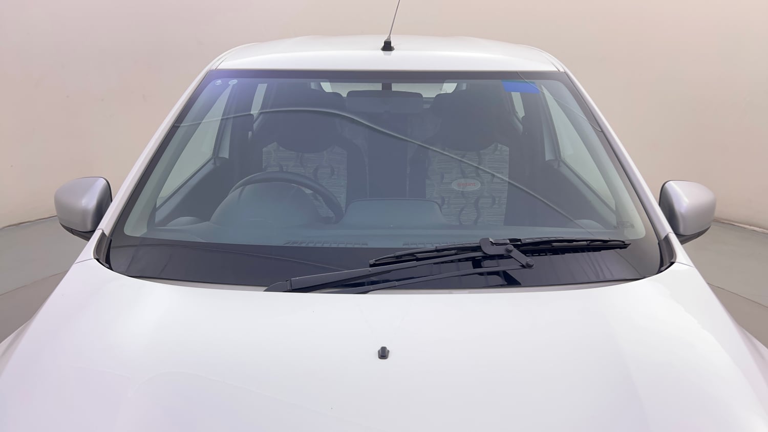 Used 2022 Renault Kwid RXT 1.0 AMT Petrol Automatic exterior FRONT WINDSHIELD VIEW