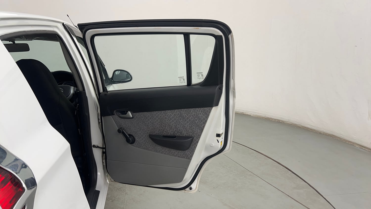 Used 2016 Maruti Suzuki Alto 800 VXi Petrol Manual interior RIGHT REAR DOOR OPEN VIEW