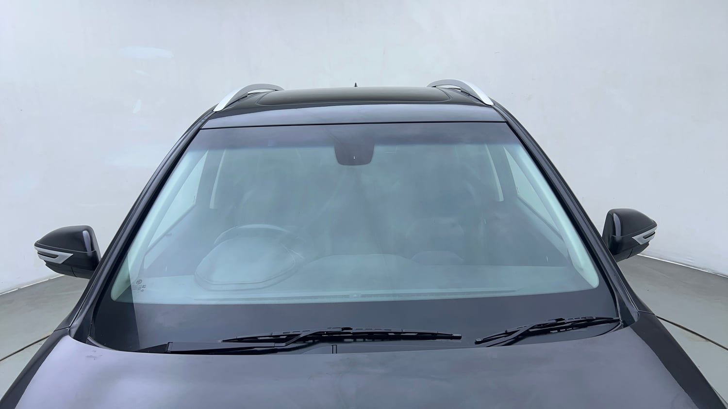 Used 2020 MG Motors Hector Sharp 2.0 Diesel Diesel Manual exterior FRONT WINDSHIELD VIEW
