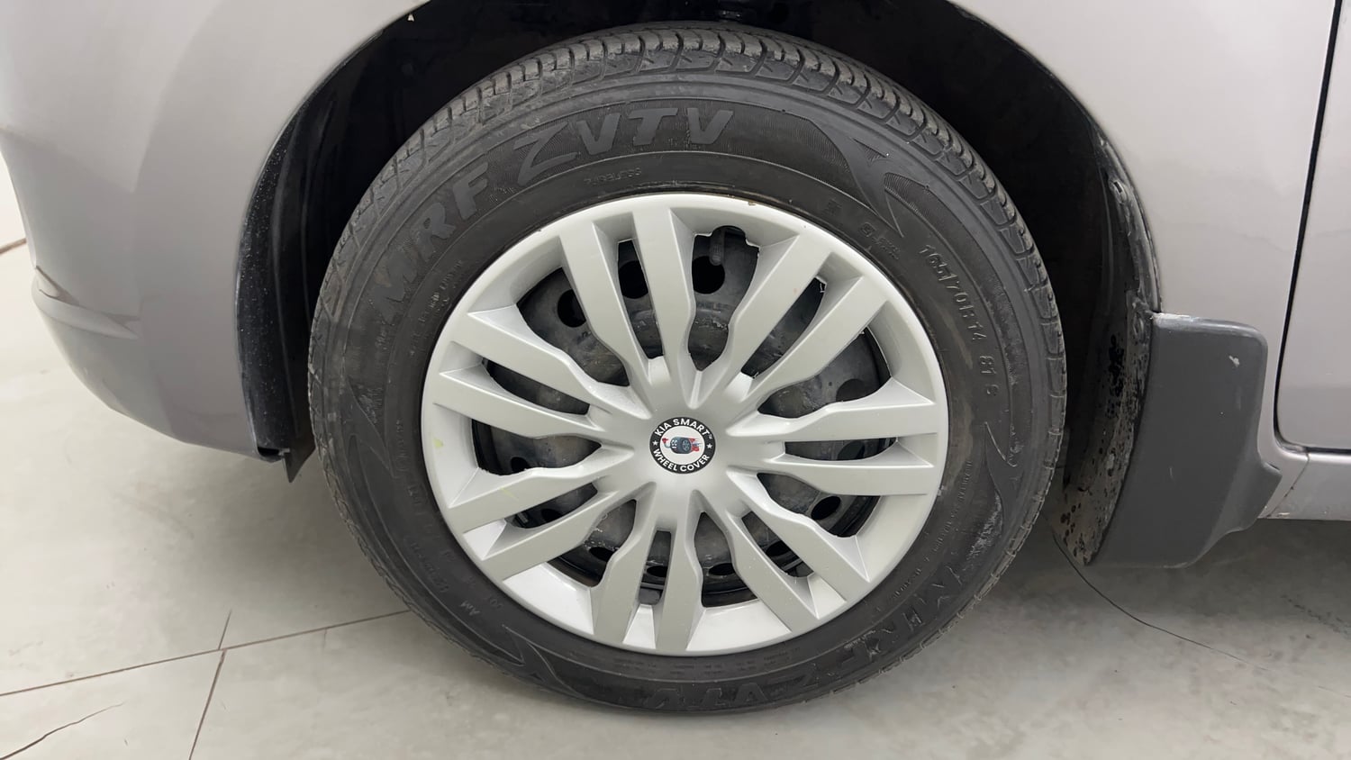 Used 2015 Maruti Suzuki Celerio VXi AMT Petrol Automatic tyres LEFT FRONT TYRE RIM VIEW