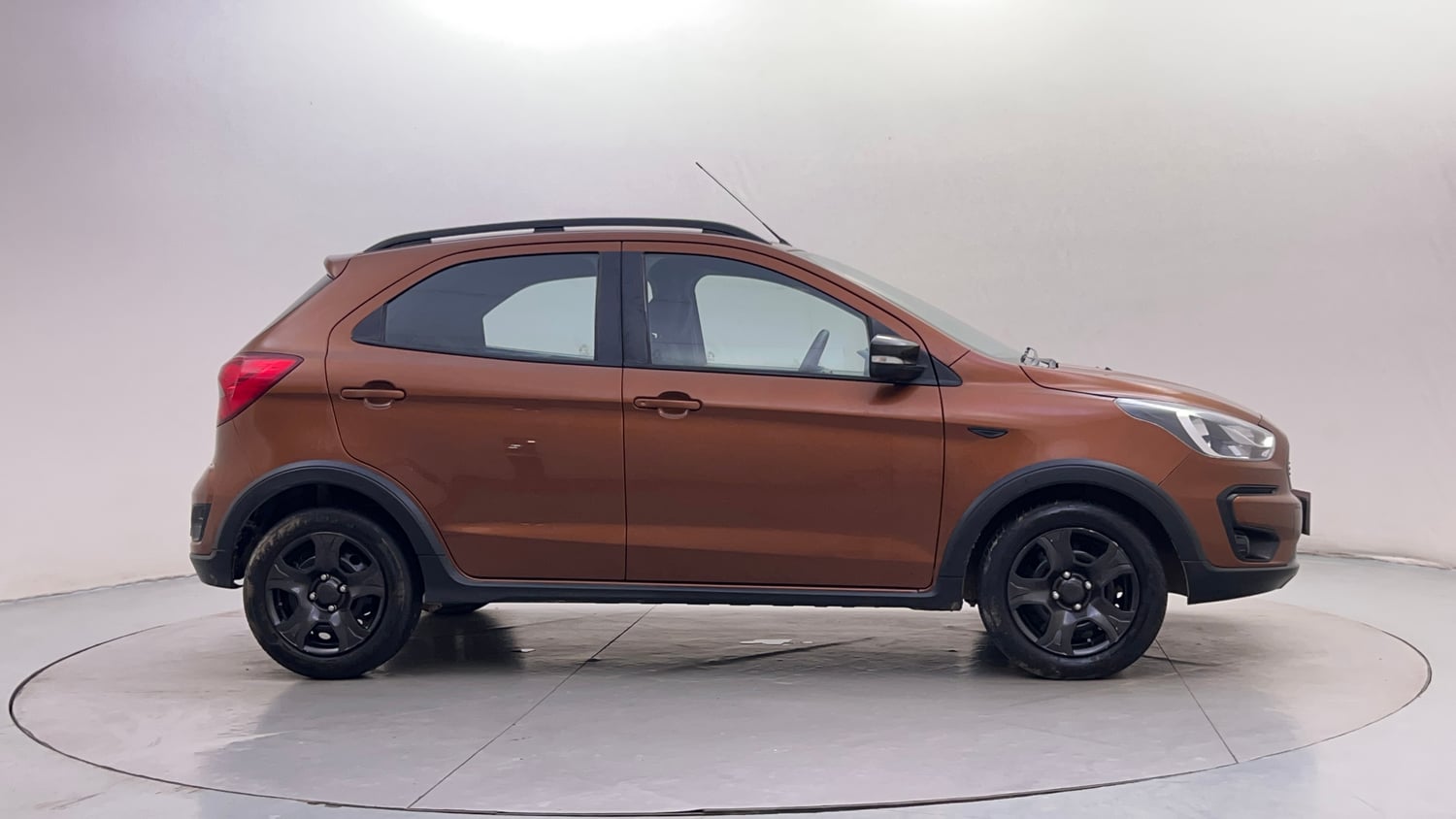Used 2018 Ford Freestyle Trend 1.2 Ti-VCT Petrol Manual exterior RIGHT SIDE VIEW
