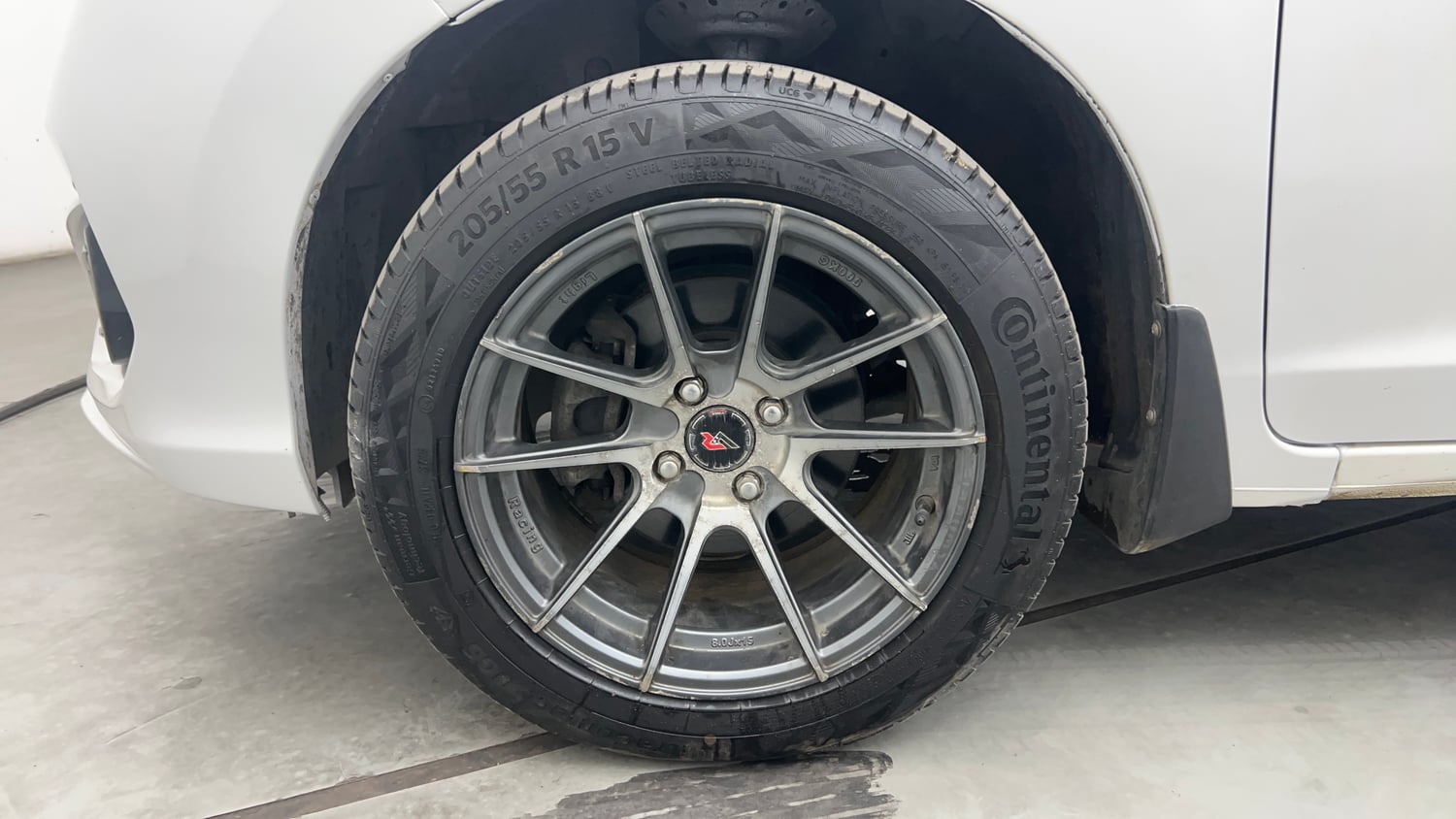 Used 2020 Honda Jazz ZX Petrol Manual tyres LEFT FRONT TYRE RIM VIEW