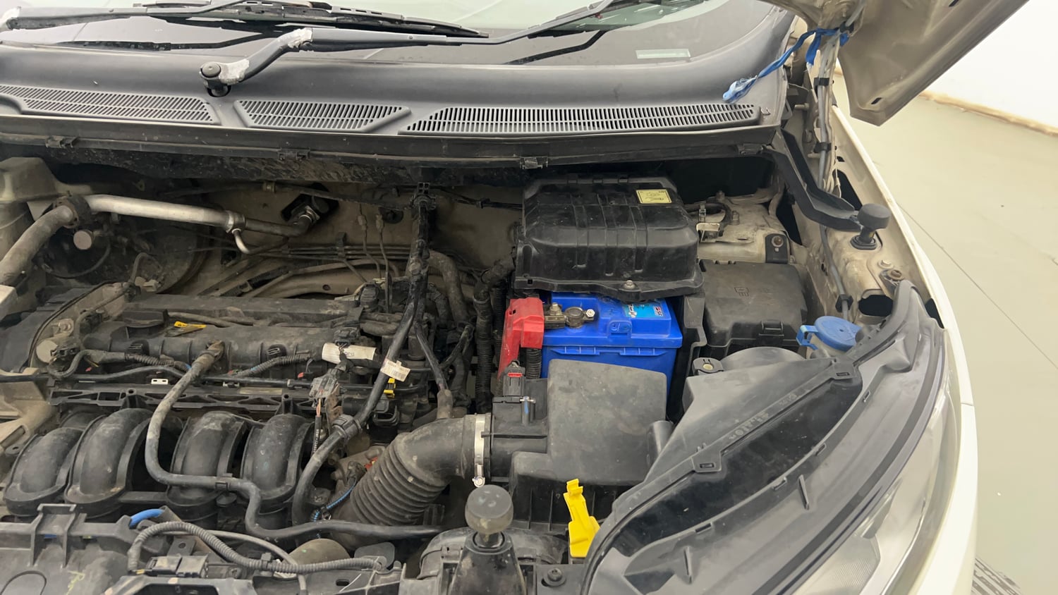 Used 2017 Ford EcoSport Ambiente 1.5L Ti-VCT Petrol Manual engine ENGINE LEFT SIDE VIEW