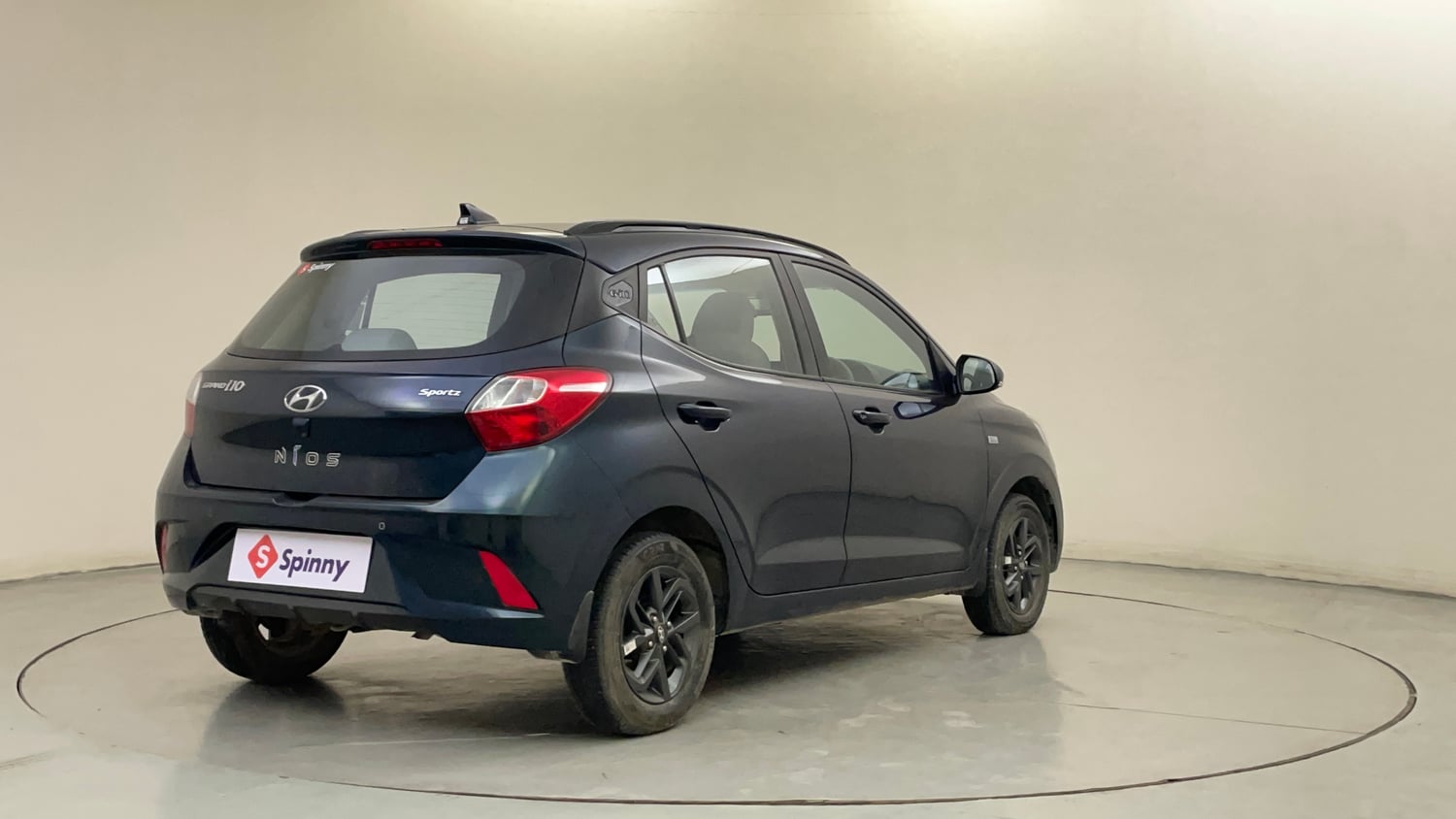 Used 2022 Hyundai Grand i10 Nios Sportz AMT 1.2 Kappa VTVT Petrol Automatic exterior RIGHT REAR CORNER VIEW