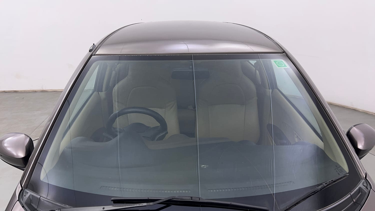 Used 2013 Honda Brio S MT Petrol Manual exterior FRONT WINDSHIELD VIEW