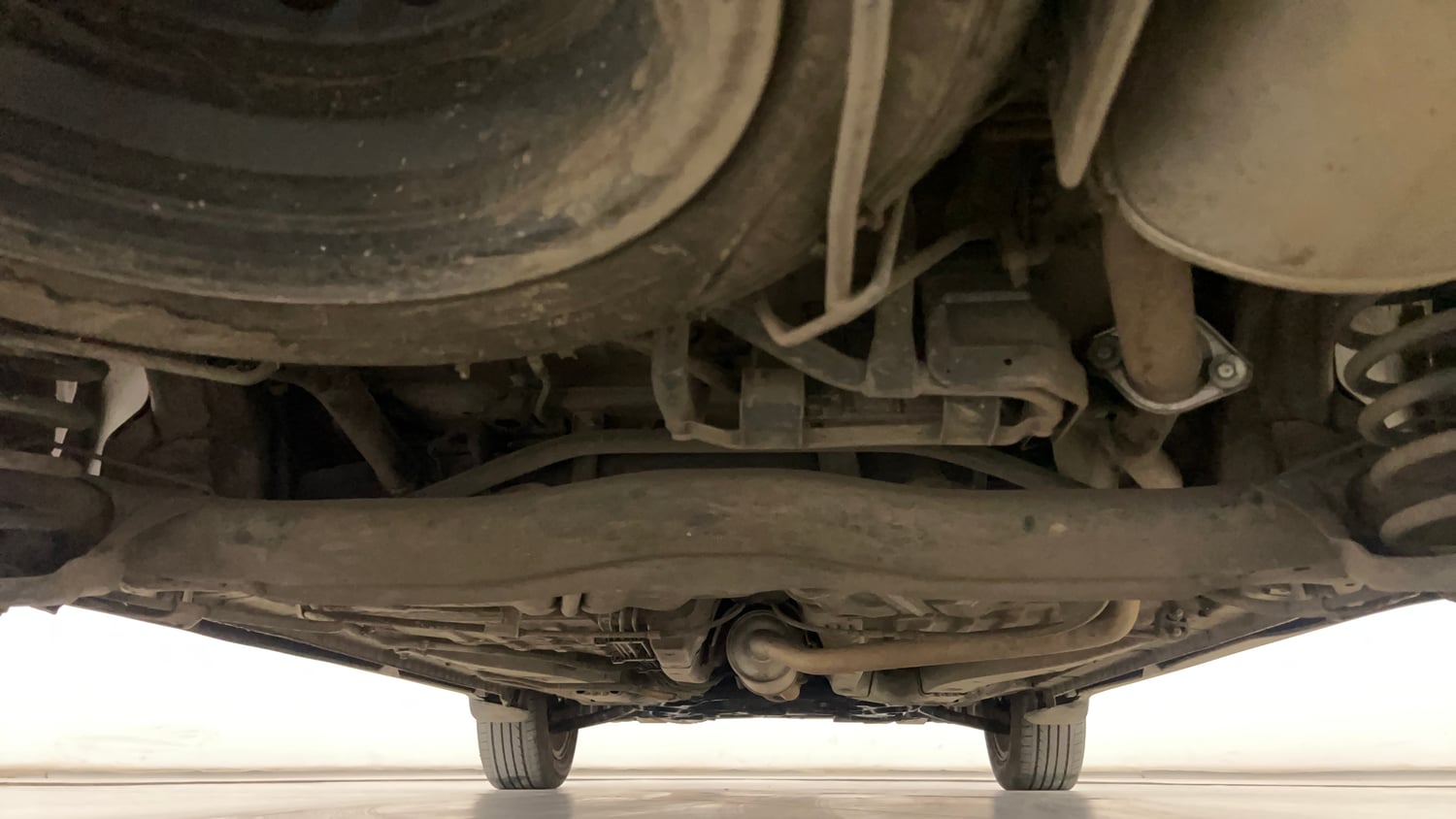 Used 2017 Honda BR-V V CVT Petrol Petrol Automatic extra REAR UNDERBODY VIEW (TAKEN FROM REAR)