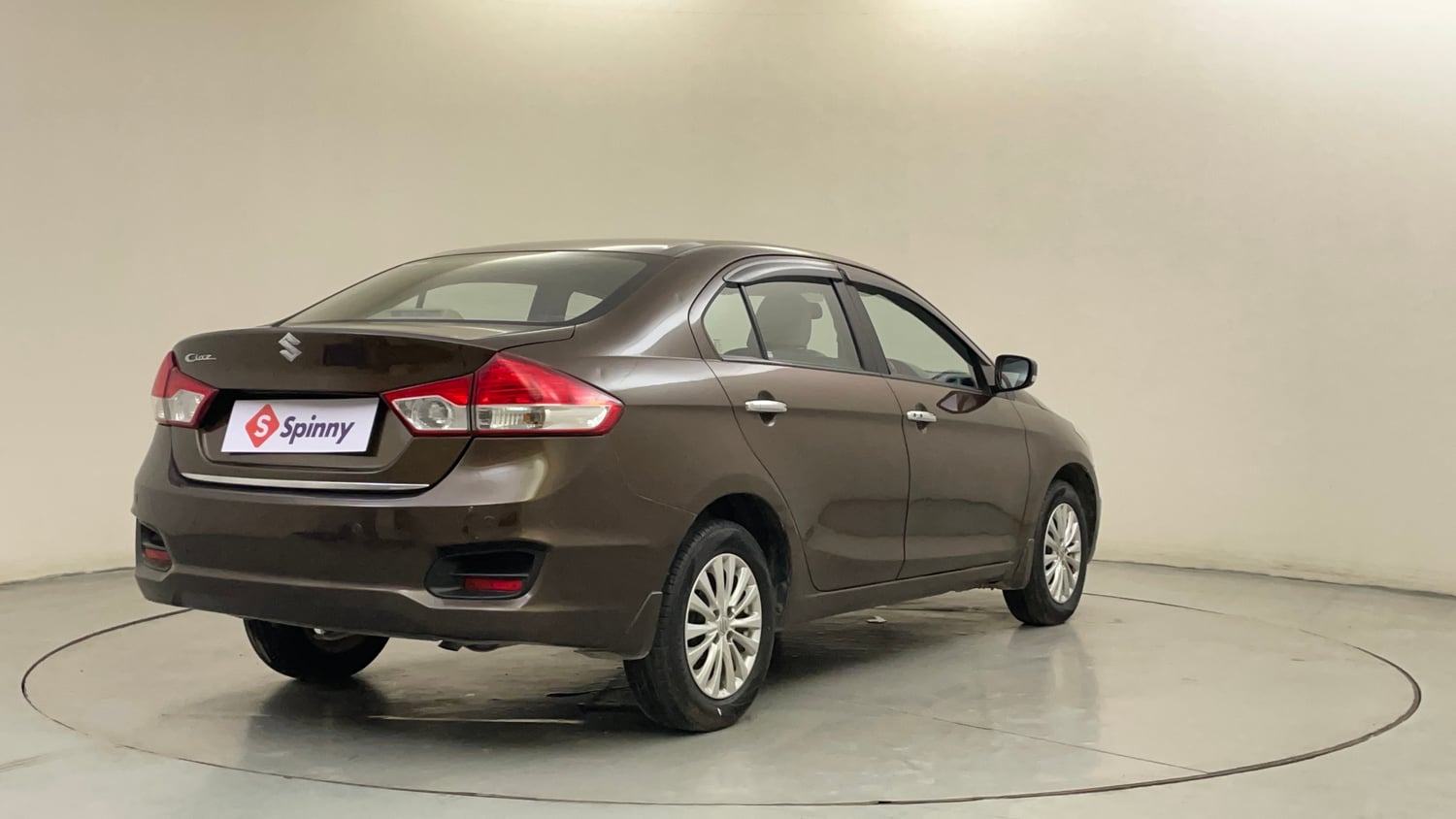 Used 2018 Maruti Suzuki Ciaz Zeta 1.4 AT Petrol Automatic exterior RIGHT REAR CORNER VIEW