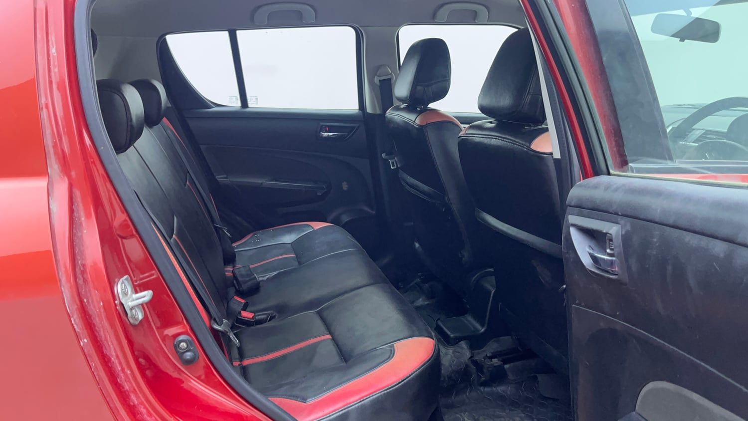 Used 2011 Maruti Suzuki Swift VXi Petrol Manual interior RIGHT SIDE REAR DOOR CABIN VIEW