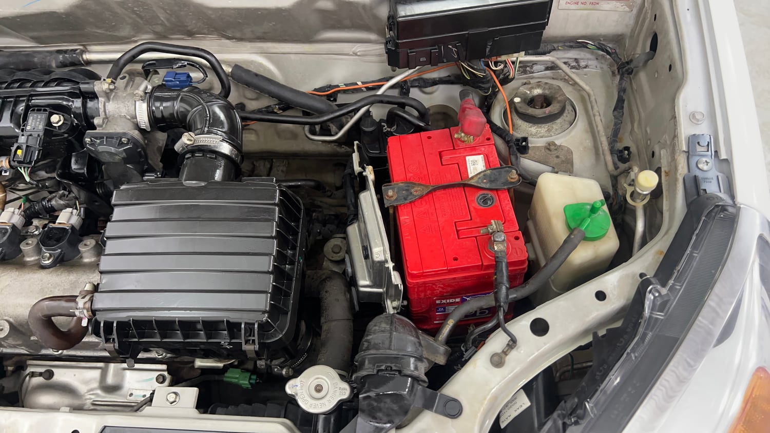 Used 2016 Maruti Suzuki Alto 800 VXi Petrol Manual engine ENGINE LEFT SIDE VIEW